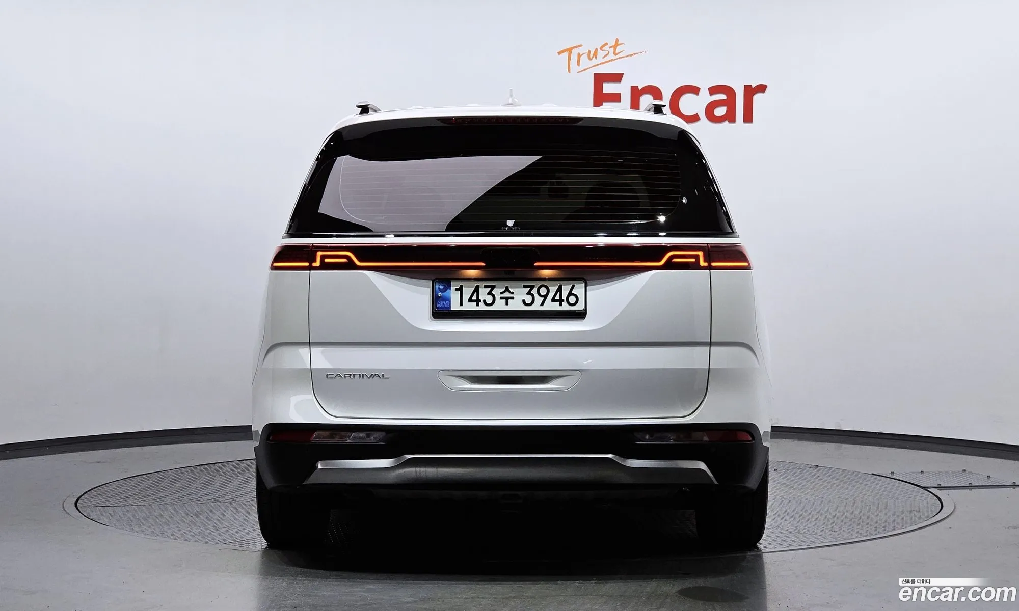 Kia Carnival 4Th Generation 9-Seater Signature - фотография 12742040