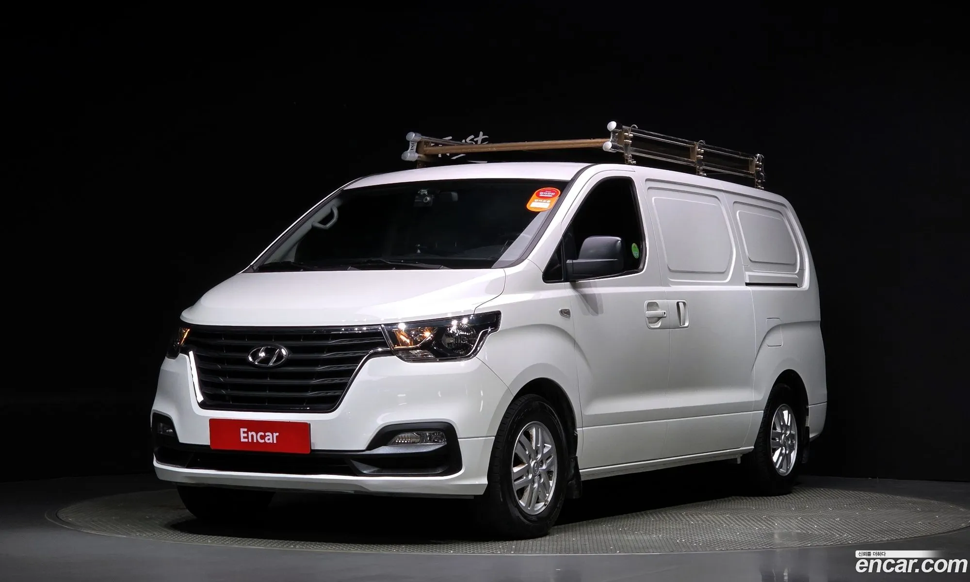 The New Grand Starex Van 3 -Seater Smart - фотография 1163437