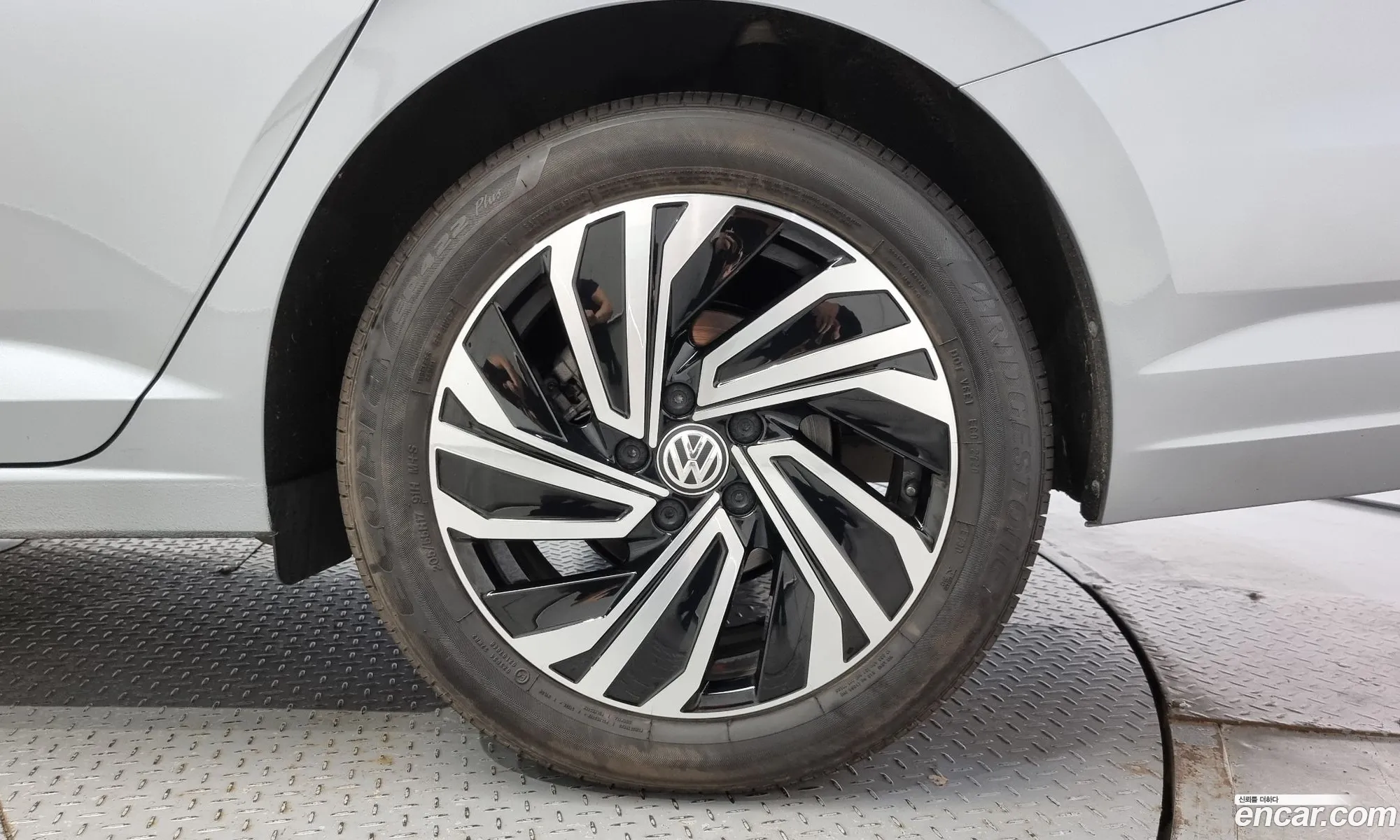 Volkswagen Jetta 7Th Generation 14 Tsi Prestige - фотография 12293546