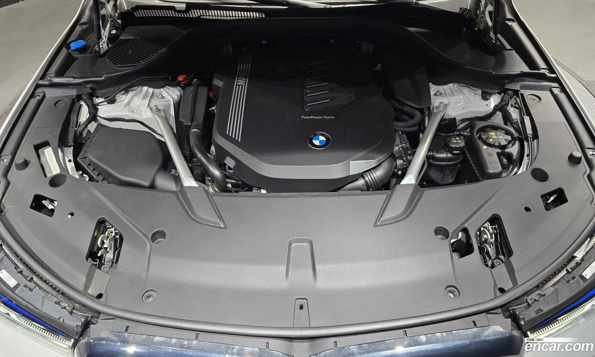 BMW 6 Series Gt G32 630I xDrive M Sports - фотография 13684119