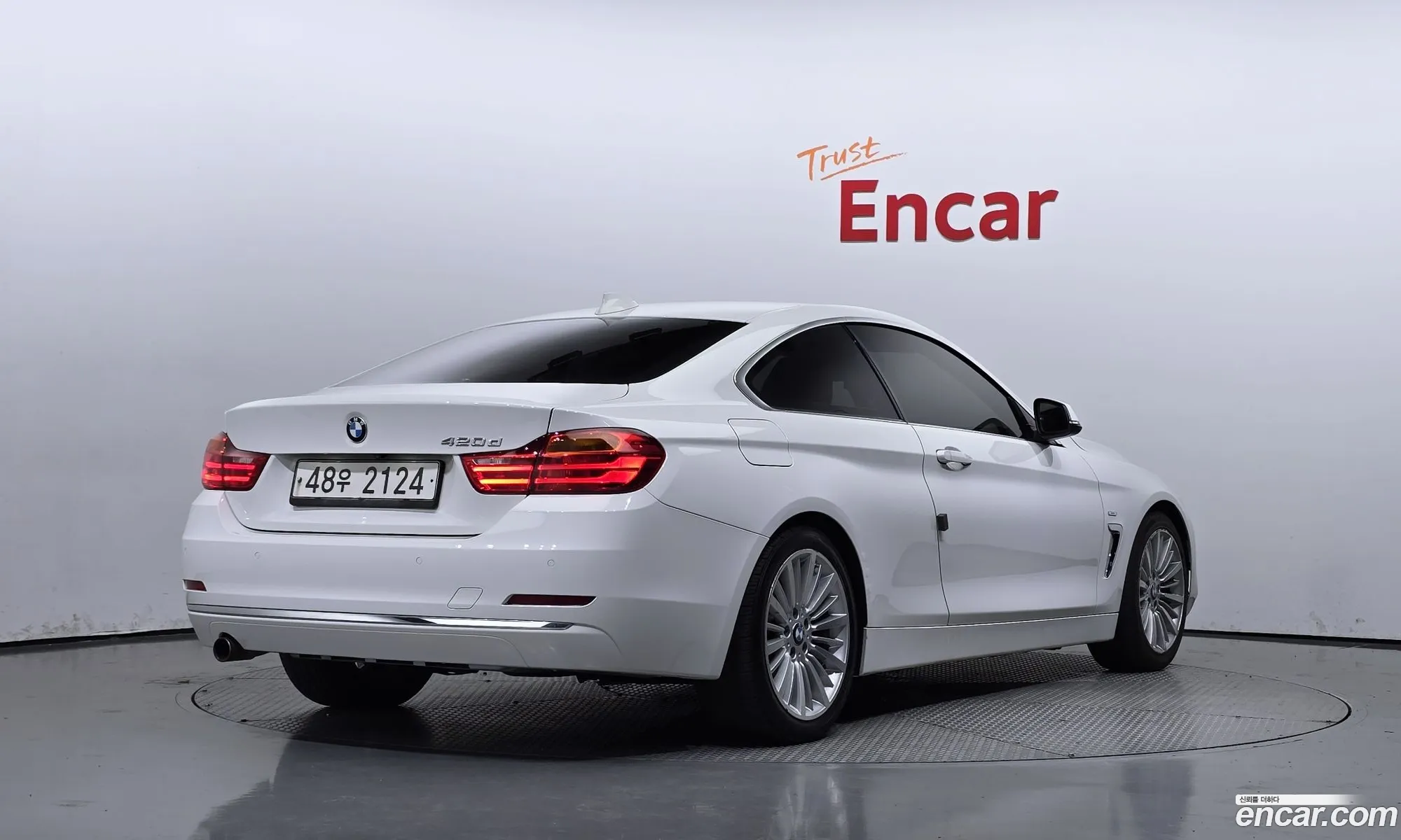 BMW 4 Series F32 420D Luxury Coupe - фотография 13724408