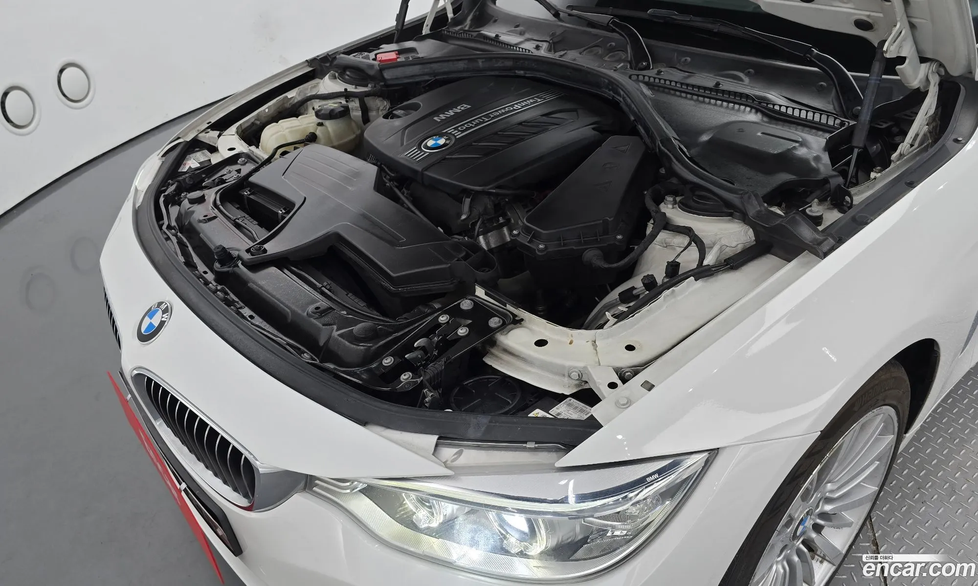 BMW 4 Series F32 420D Luxury Coupe - фотография 13724412
