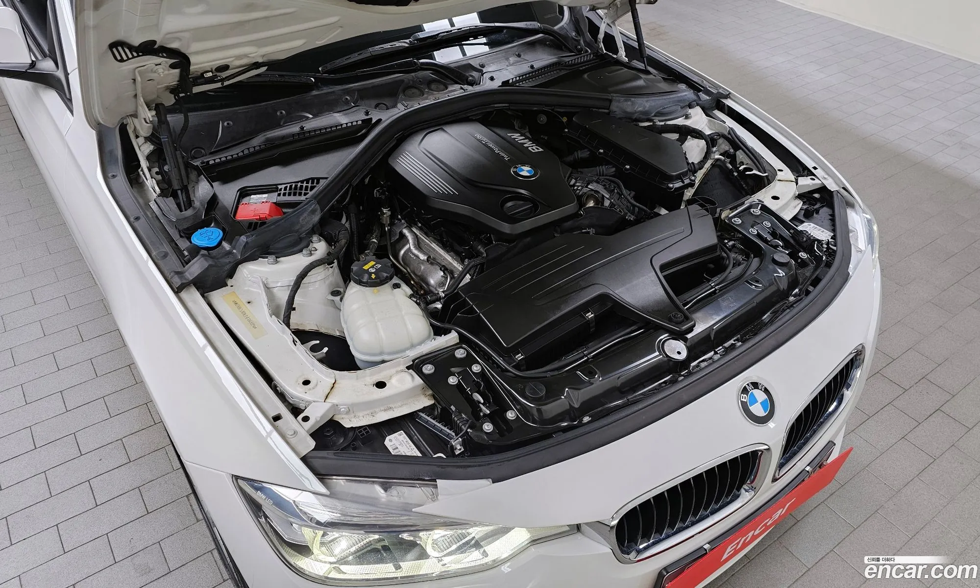 BMW 3 Series F30 320D - фотография 13799445