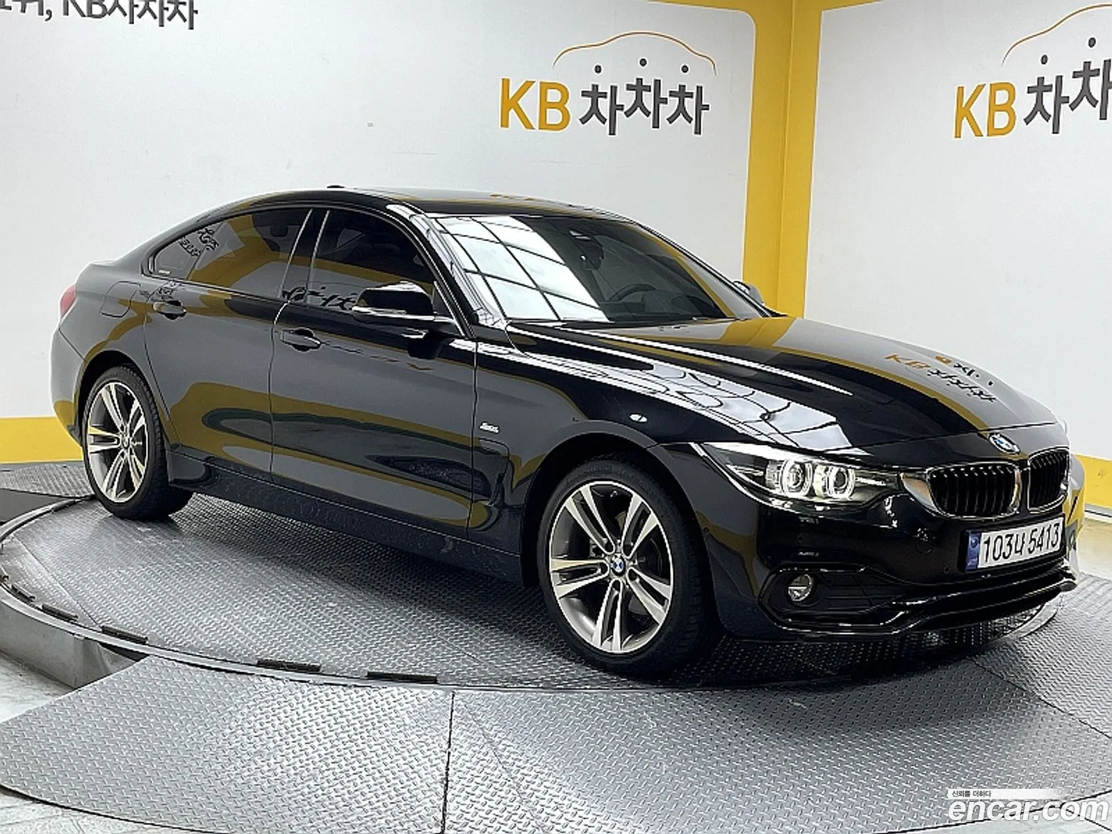 BMW 4 Series F32 420D xDrive Sports Gran Coupe - фотография 13685696