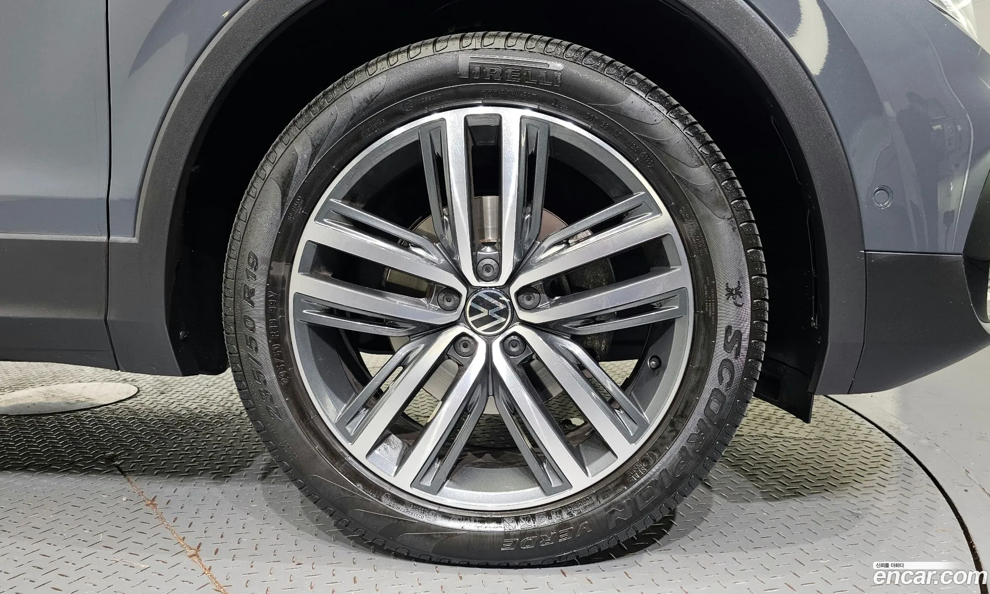 Volkswagen Tiguan 2Nd Generation 20 Tdi 4Motion Prestige - фотография 12257116