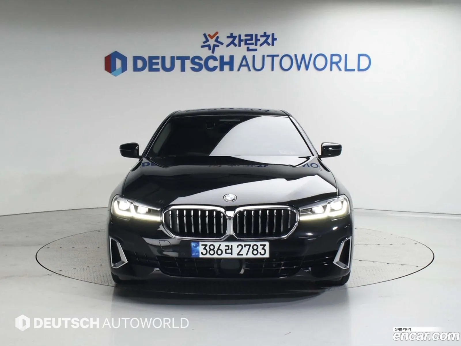 BMW 5 Series G30 520I Luxury - фотография 13755078