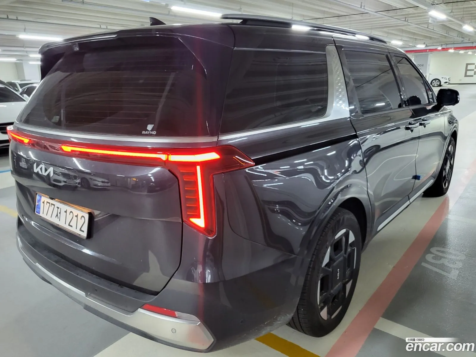 Kia The New Carnival 4Th Generation 9-Seater Signature - фотография 13283479