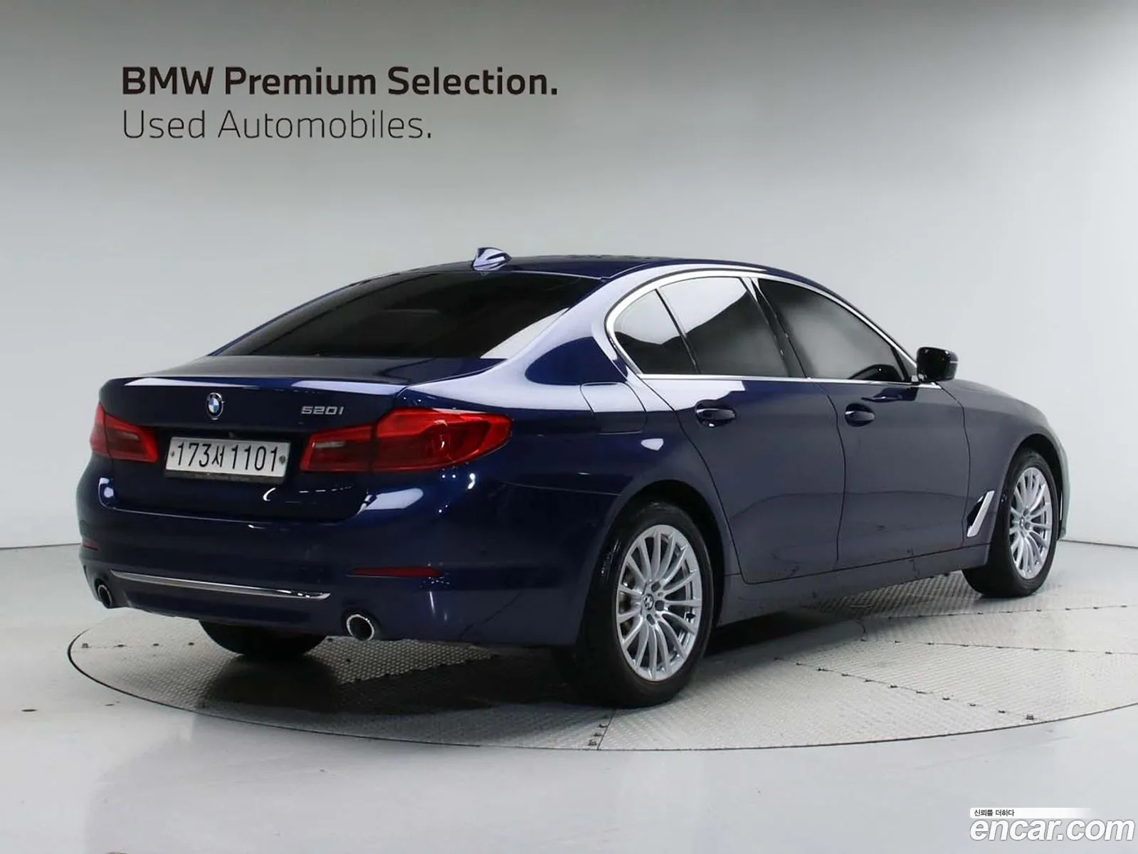 BMW 5 Series G30 520I Luxury - фотография 13685711
