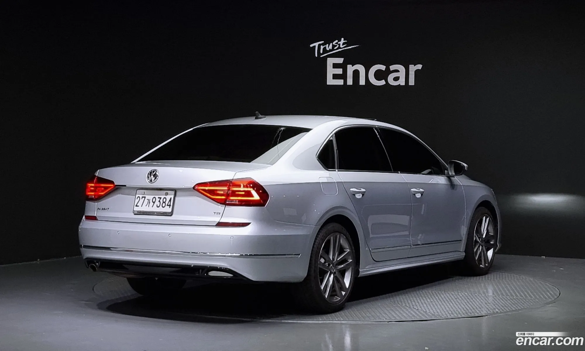 Volkswagen The New Passat 18 Tsi R-Line B7 - фотография 12293583
