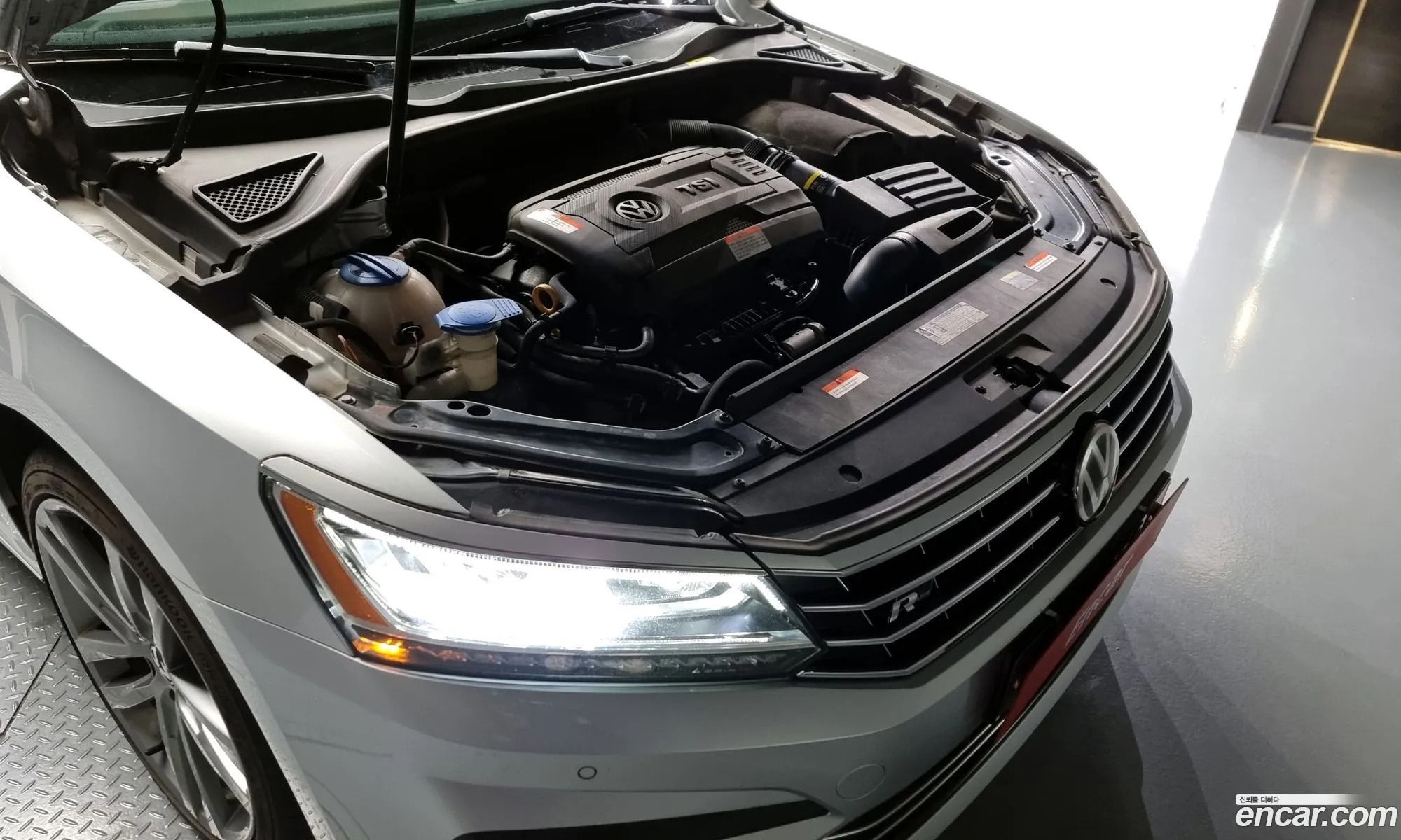 Volkswagen The New Passat 18 Tsi R-Line B7 - фотография 12293587
