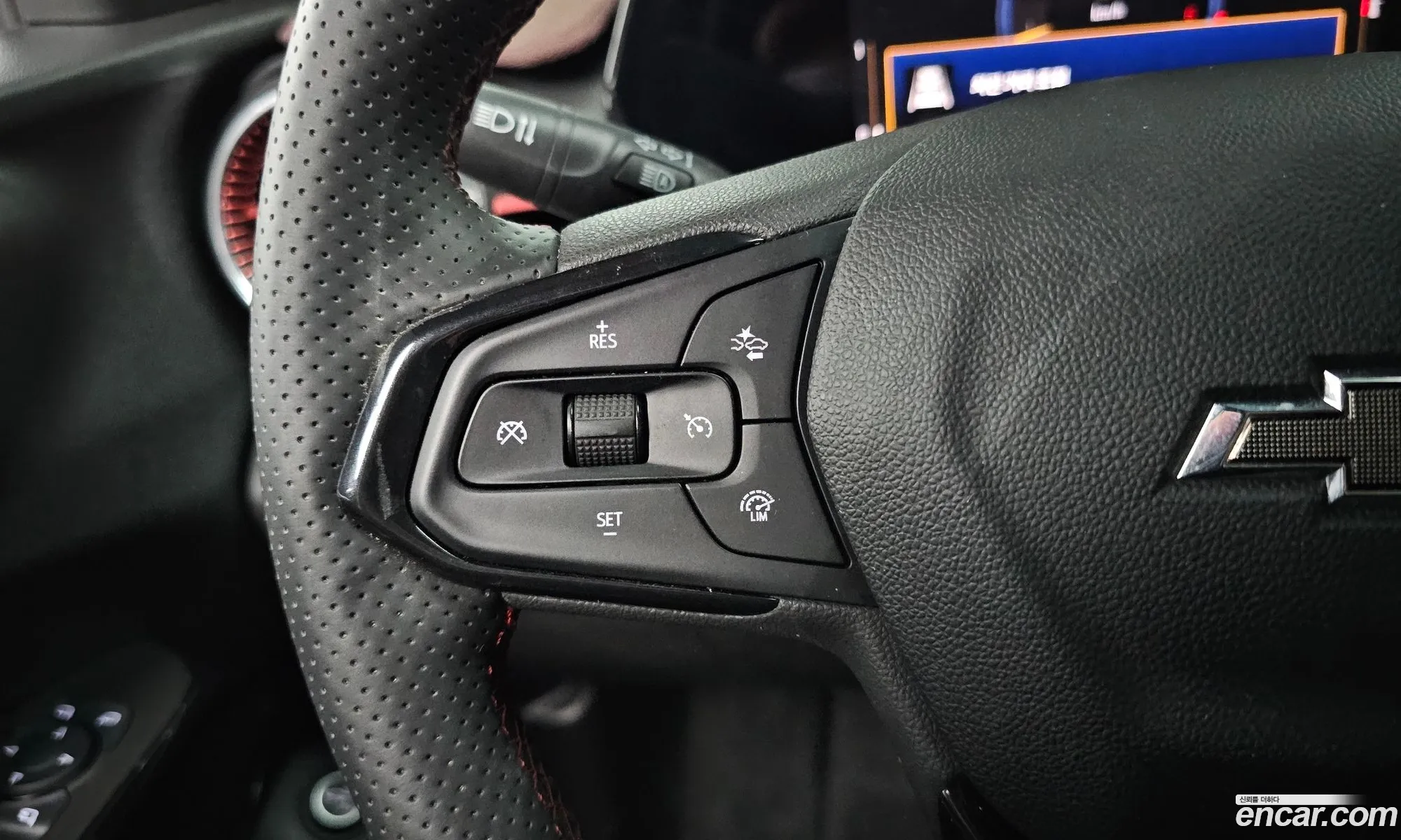 Trax Crossover 12 Rs - фотография 7727144