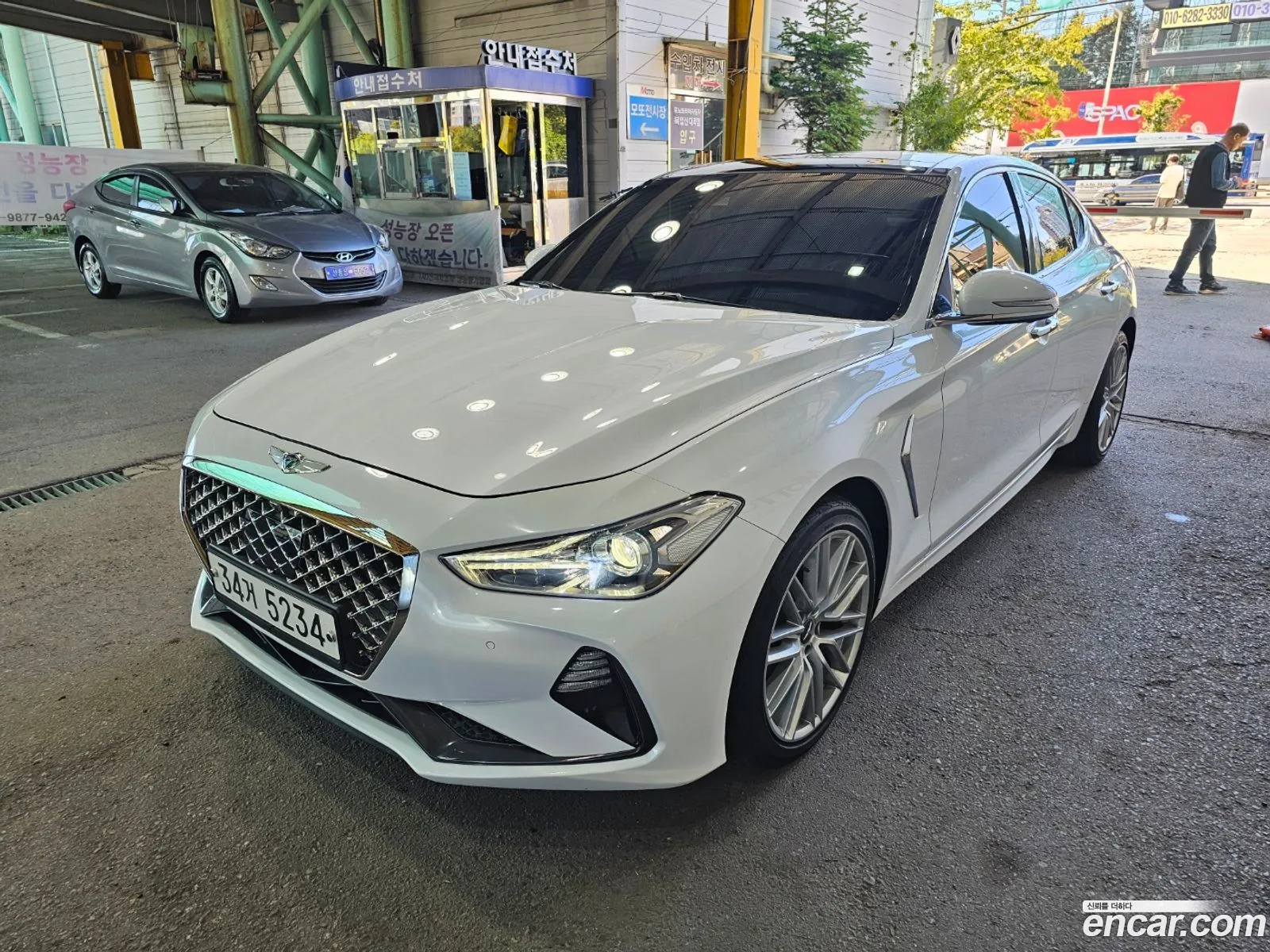 Genesis G70 20T Elite - фотография 12615227