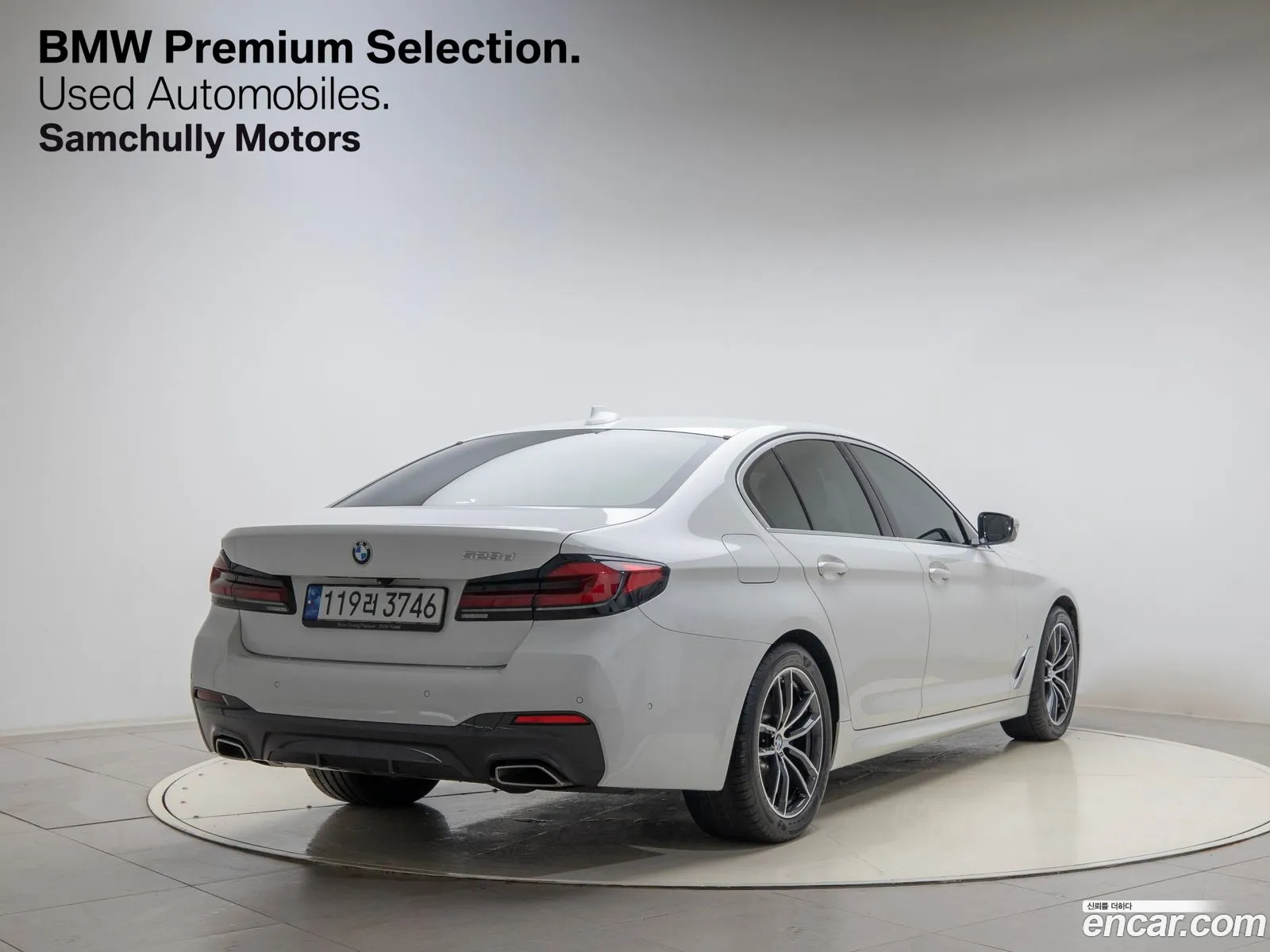 BMW 5 Series G30 523D ​​M Sports - фотография 13968986