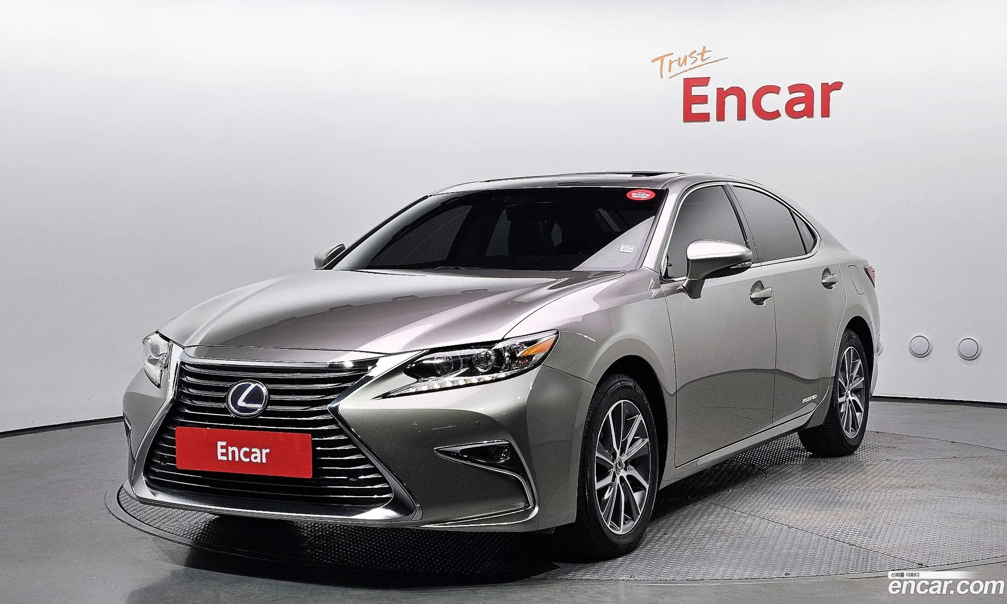 Lexus New Es300H Executive Xv60 - фотография 6390176