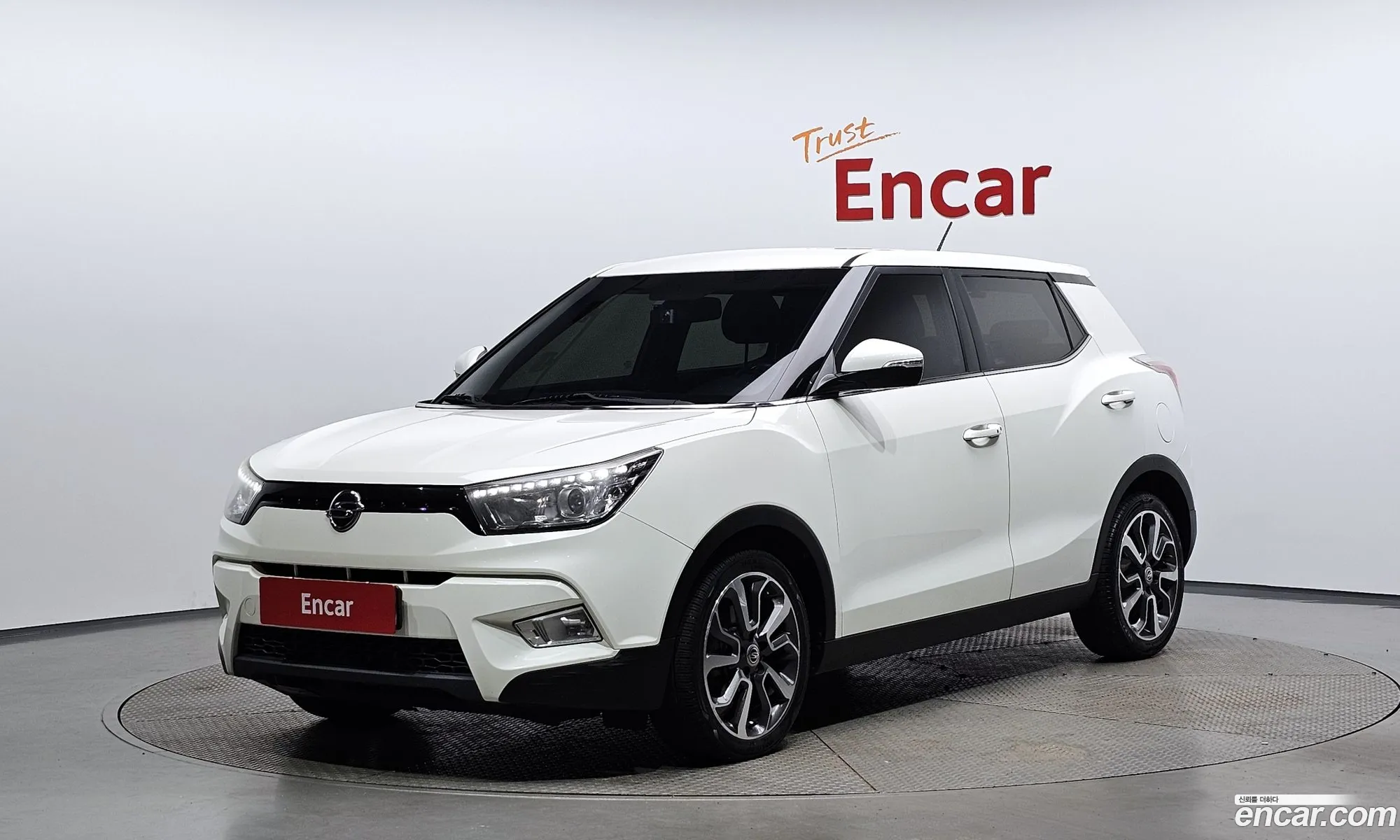 Kg Mobility Ssangyong Tivoli Vx 2Wd - фотография 7716275