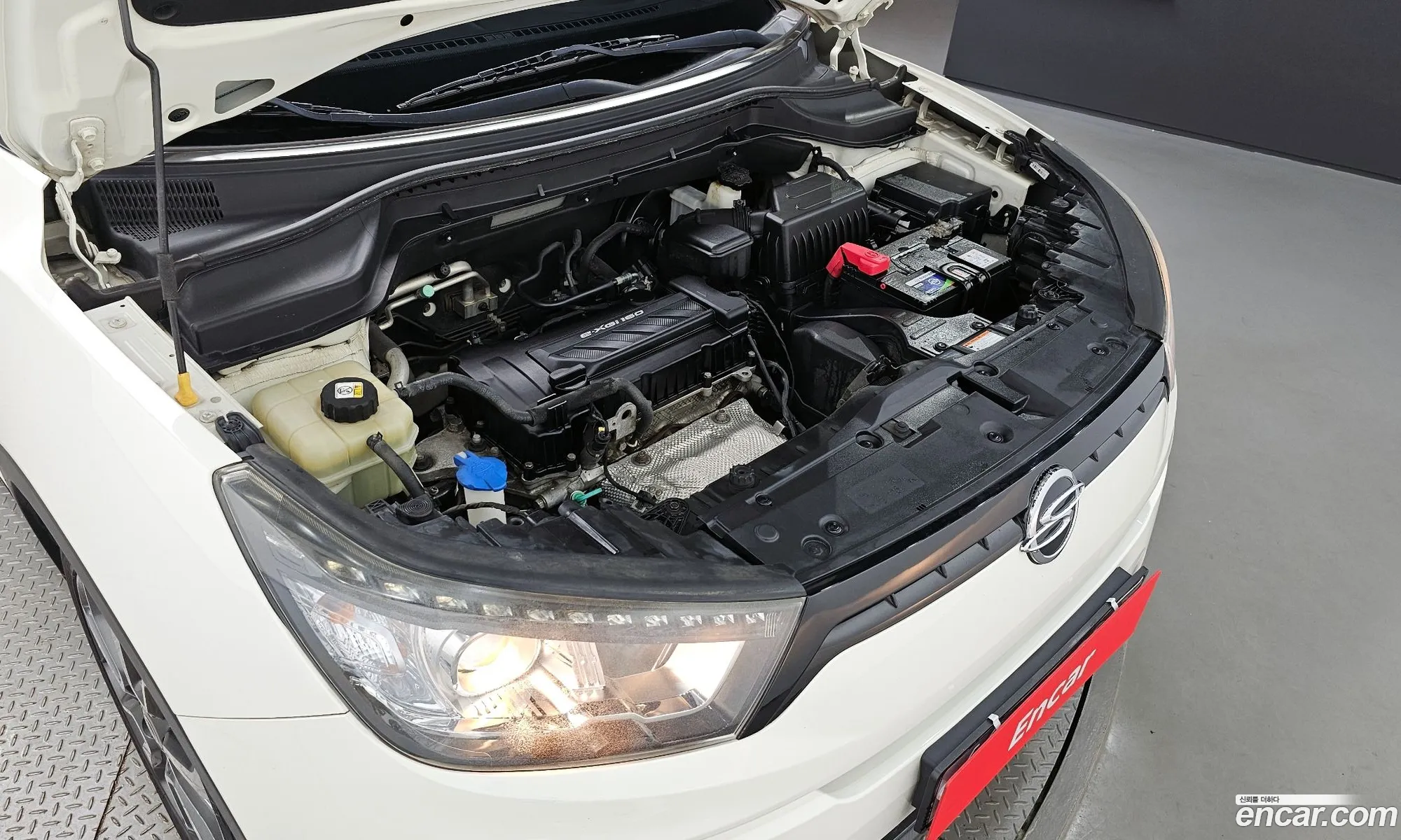 Kg Mobility Ssangyong Tivoli Vx 2Wd - фотография 7716280