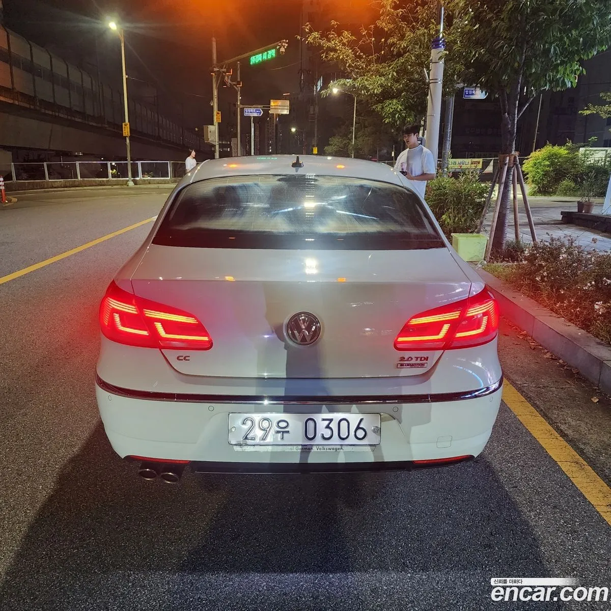 Volkswagen Cc 20 Tdi Bluemotion - фотография 12285441
