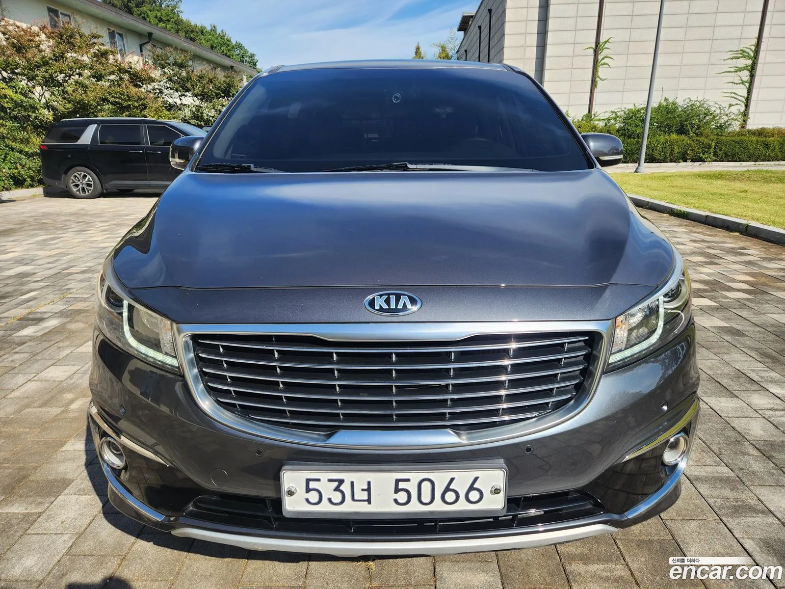 Kia All New Carnival 9-Seater Noblesse - фотография 13204667