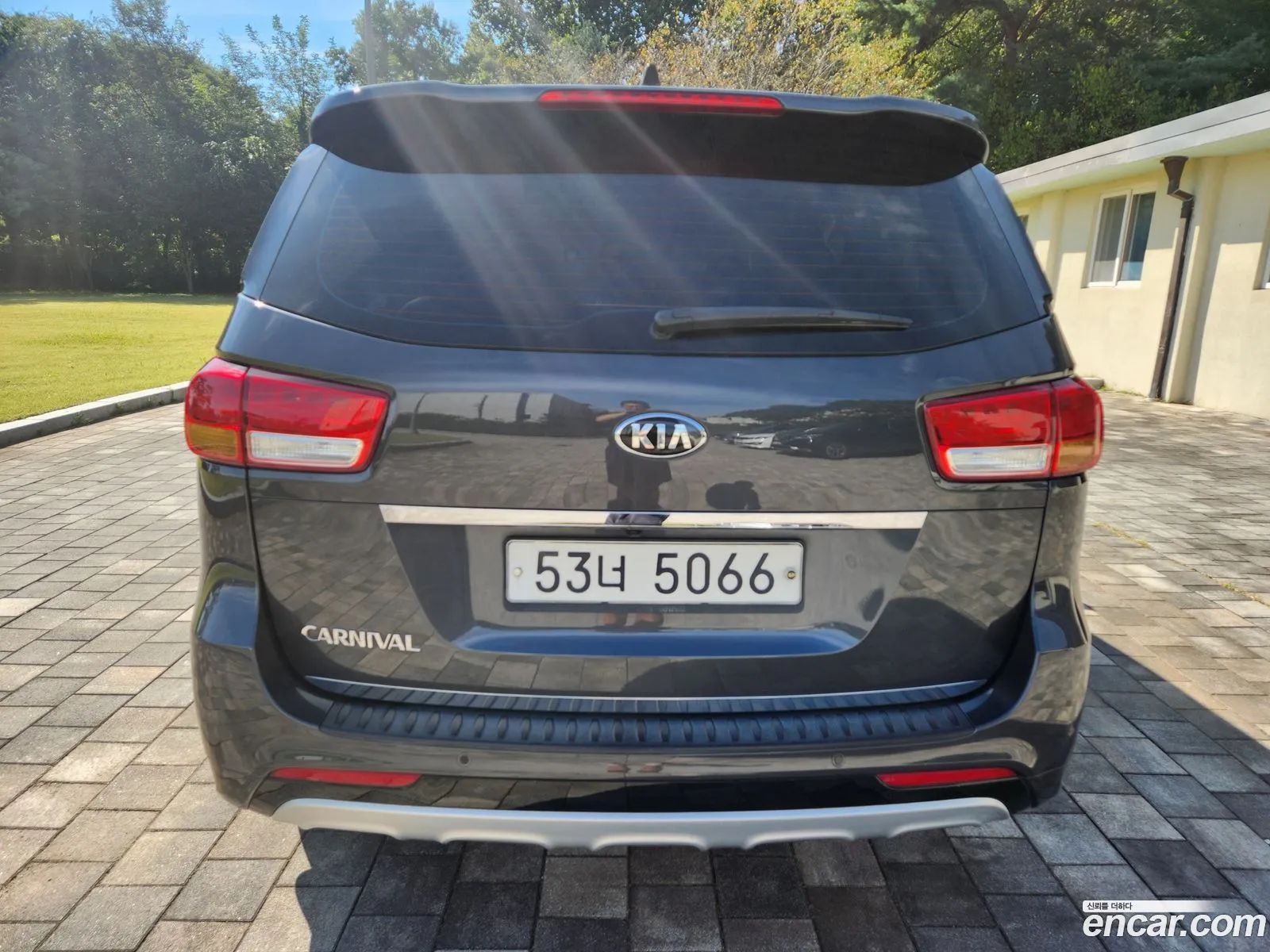 Kia All New Carnival 9-Seater Noblesse - фотография 13204671