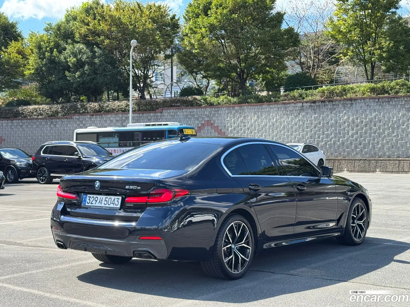 BMW 5 Series G30 530E M Sports - фотография 13968964