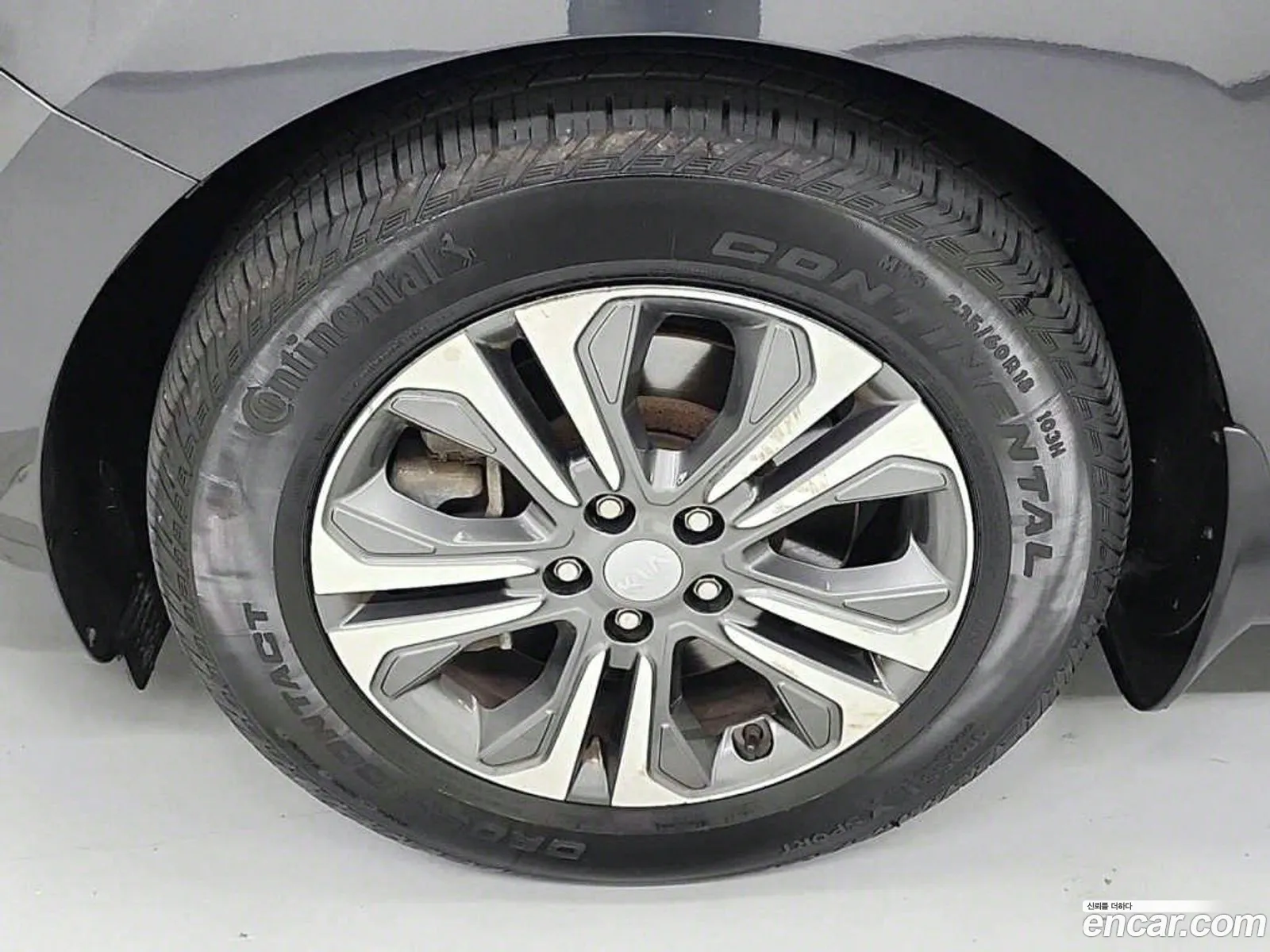 Kia The New Carnival 11-Seater Prestige - фотография 12829778