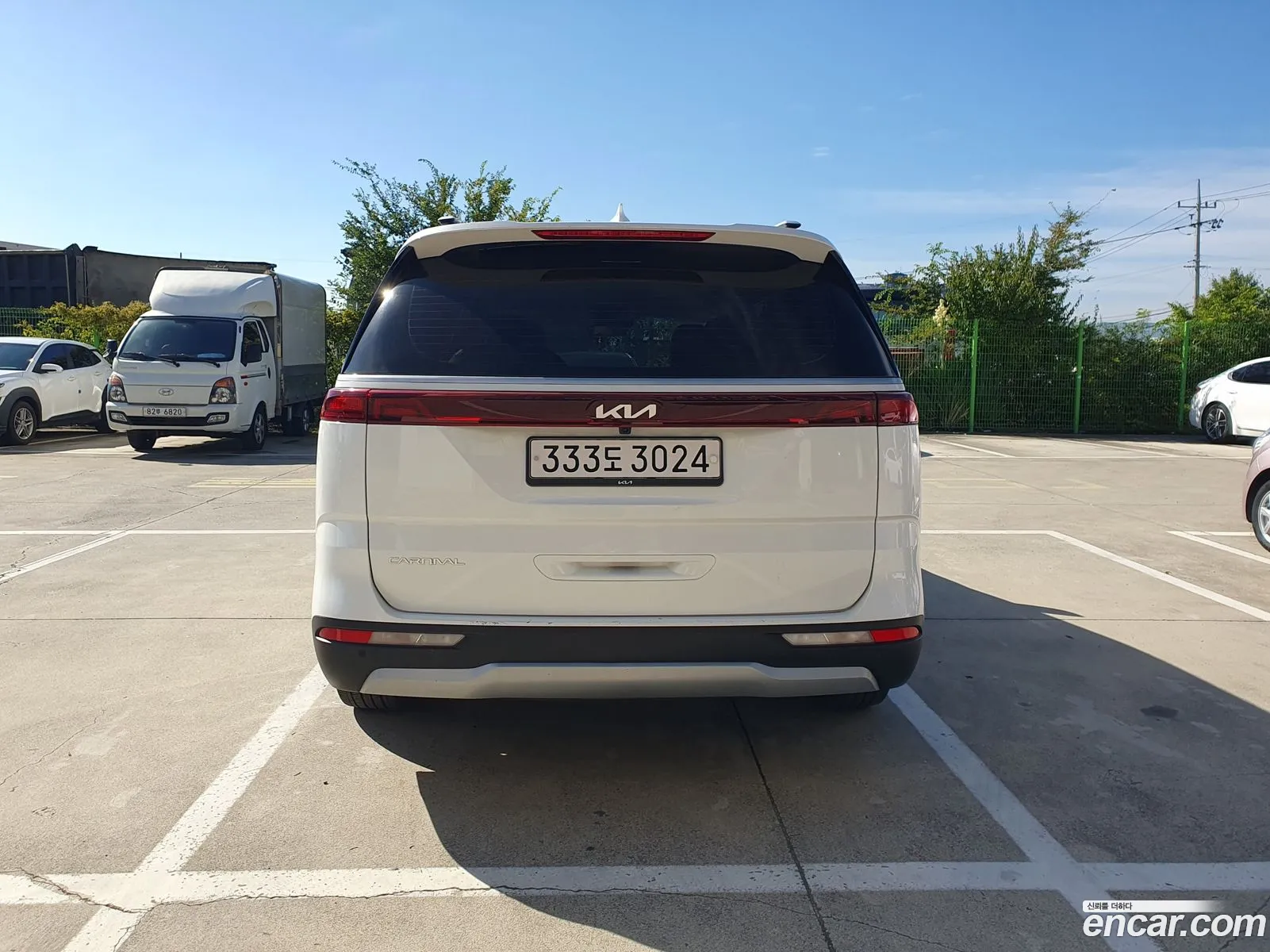 Kia Carnival 4Th Generation 9-Seater Prestige - фотография 12785893