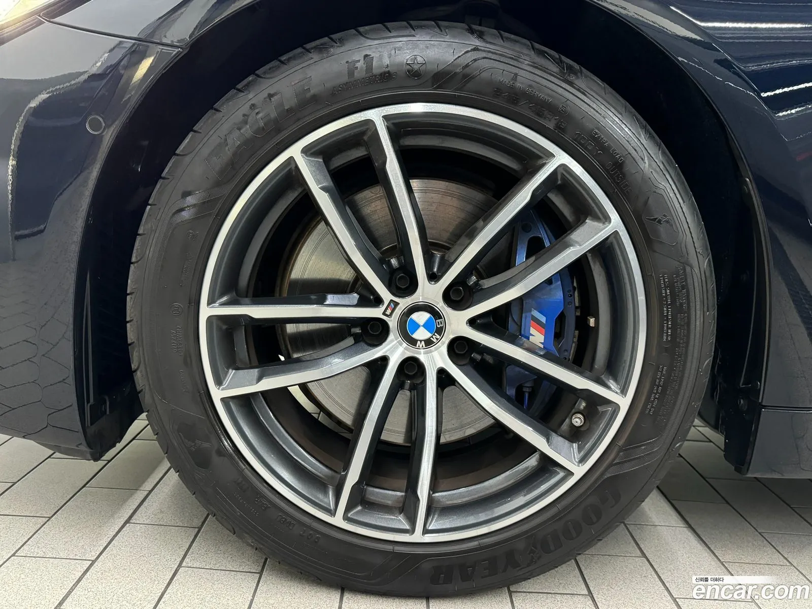 BMW 5 Series G30 520I M Sports - фотография 14036194