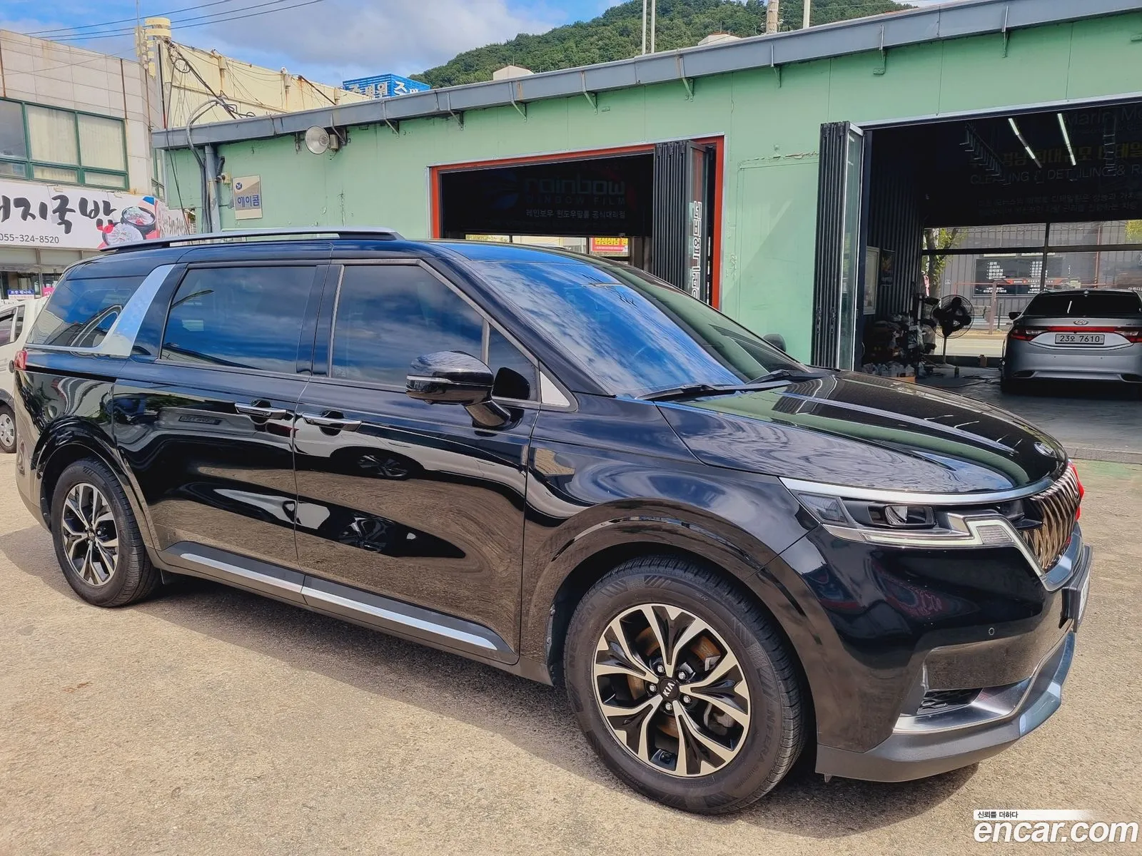 Kia Carnival 4Th Generation 9-Seater Signature - фотография 12792748