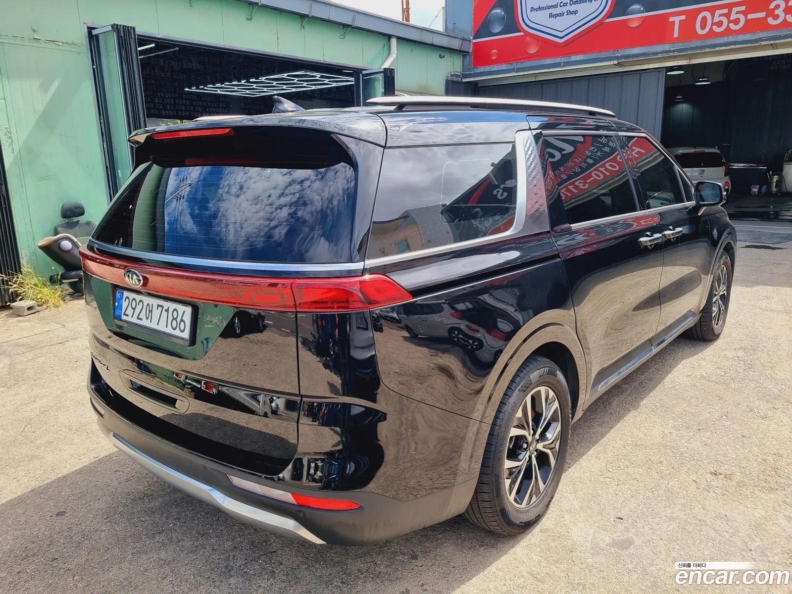 Kia Carnival 4Th Generation 9-Seater Signature - фотография 12792750