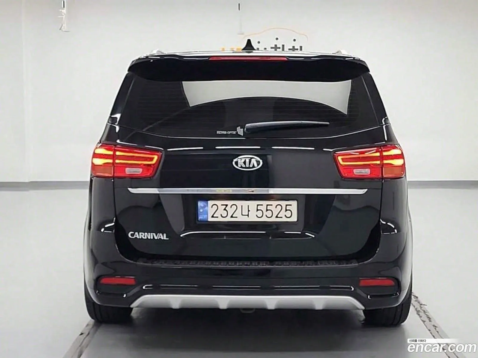 Kia The New Carnival 9-Seater Prestige - фотография 12785854