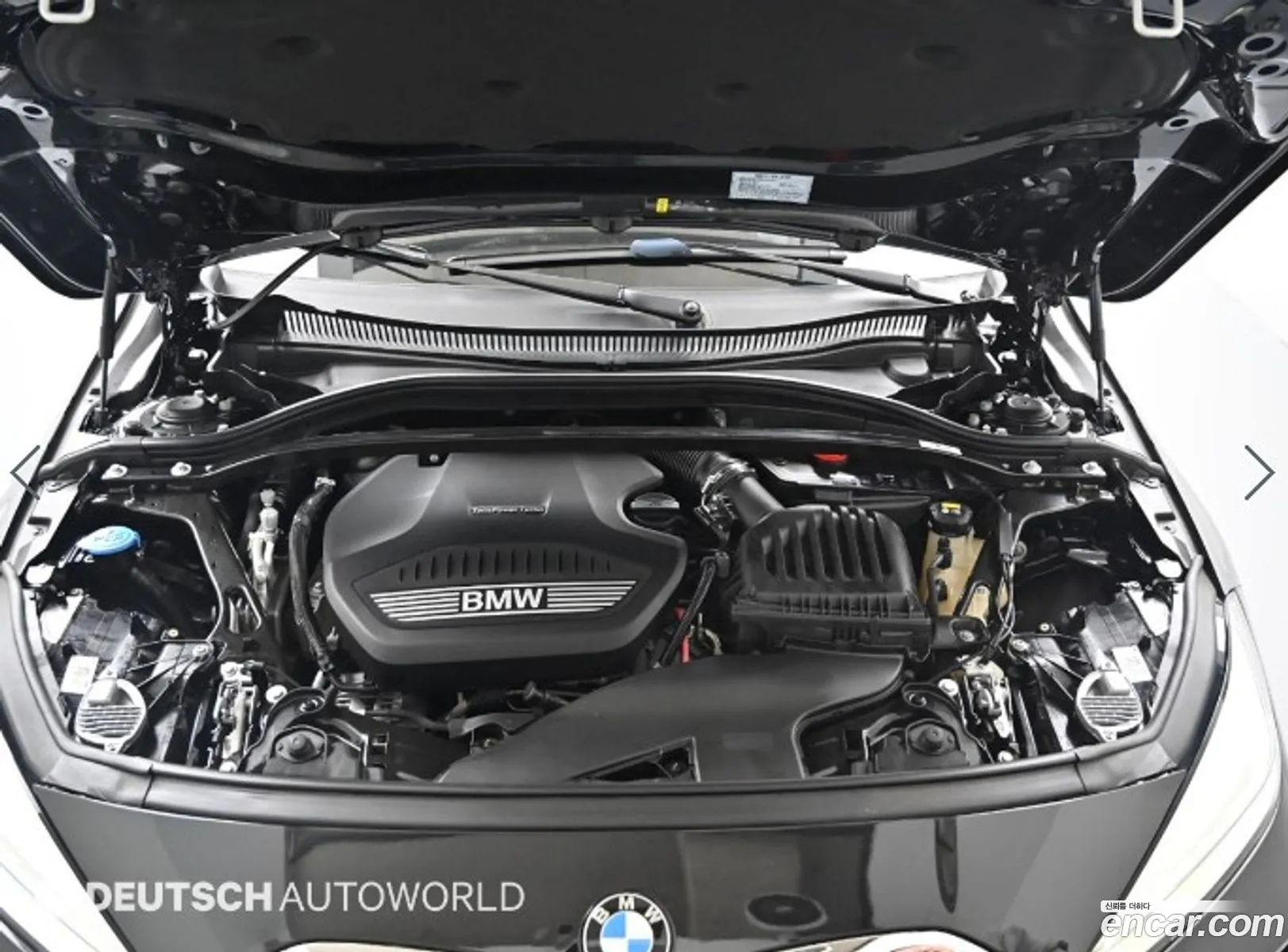 BMW 1 Series F40 118D M Sports - фотография 14036173