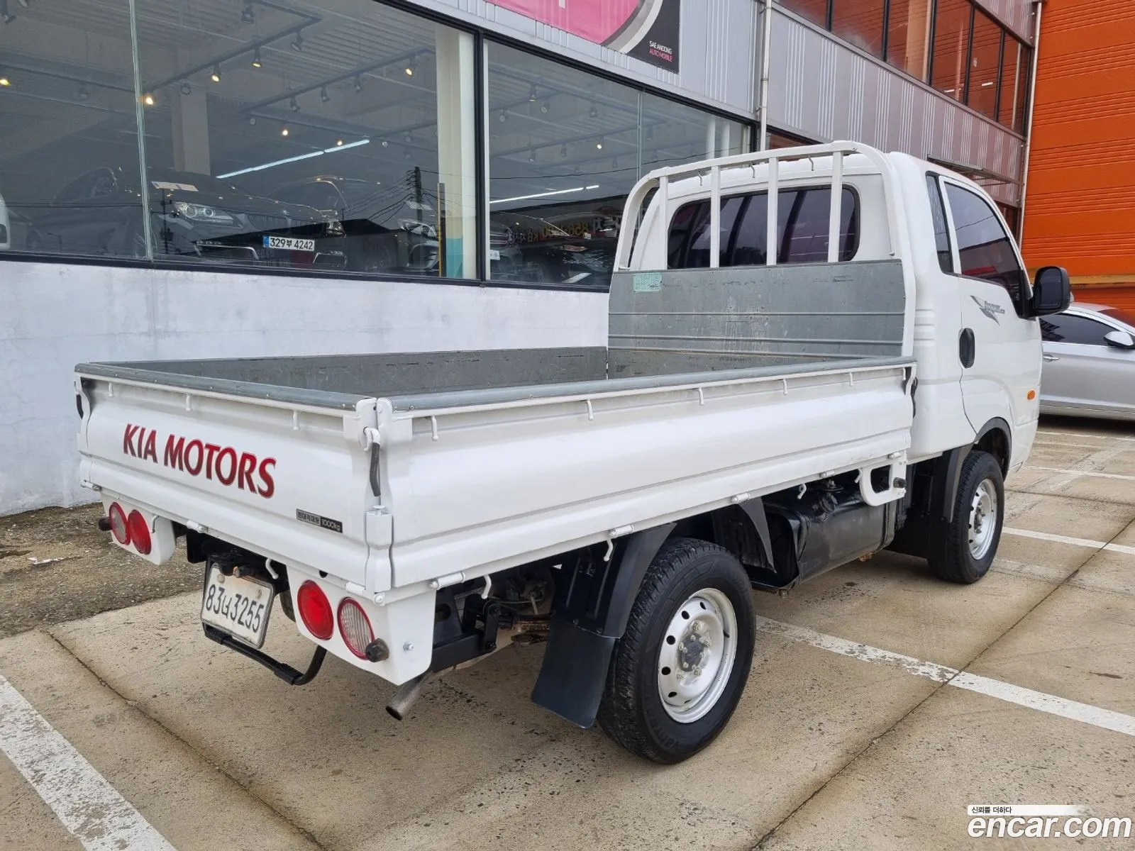 Kia Asia Bongo Iii Cargo Truck 1 Ton 4Wd King Cab - фотография 12785457