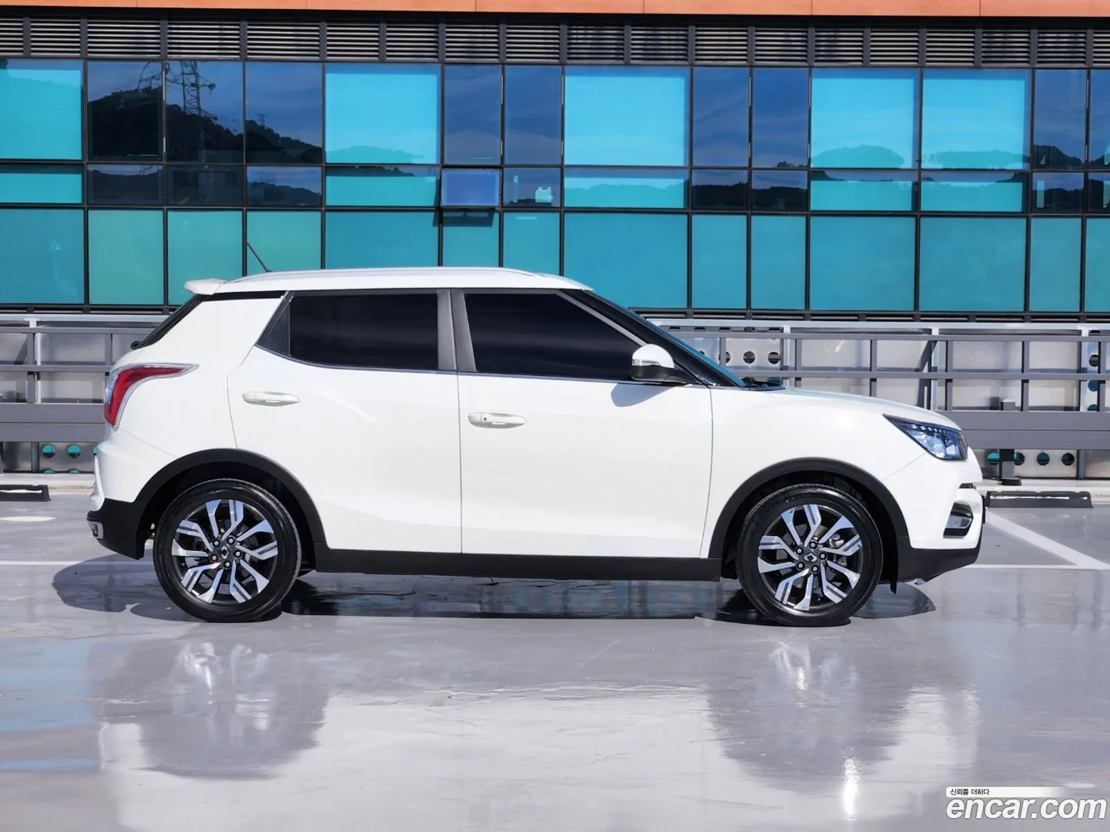 Kg Mobility Ssangyong Tivoli Armor Gear Plus 2Wd - фотография 7283080