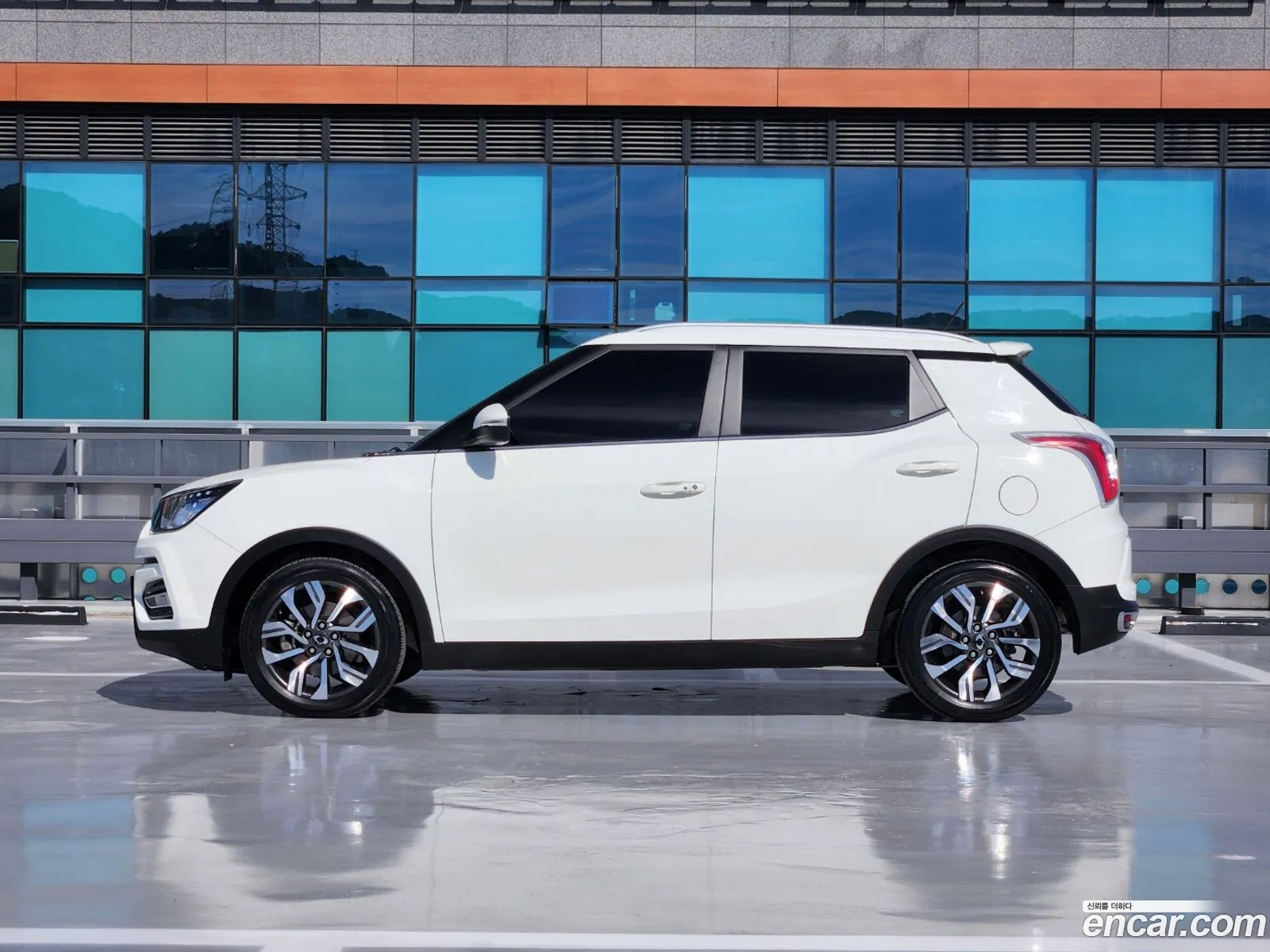 Kg Mobility Ssangyong Tivoli Armor Gear Plus 2Wd - фотография 7283083