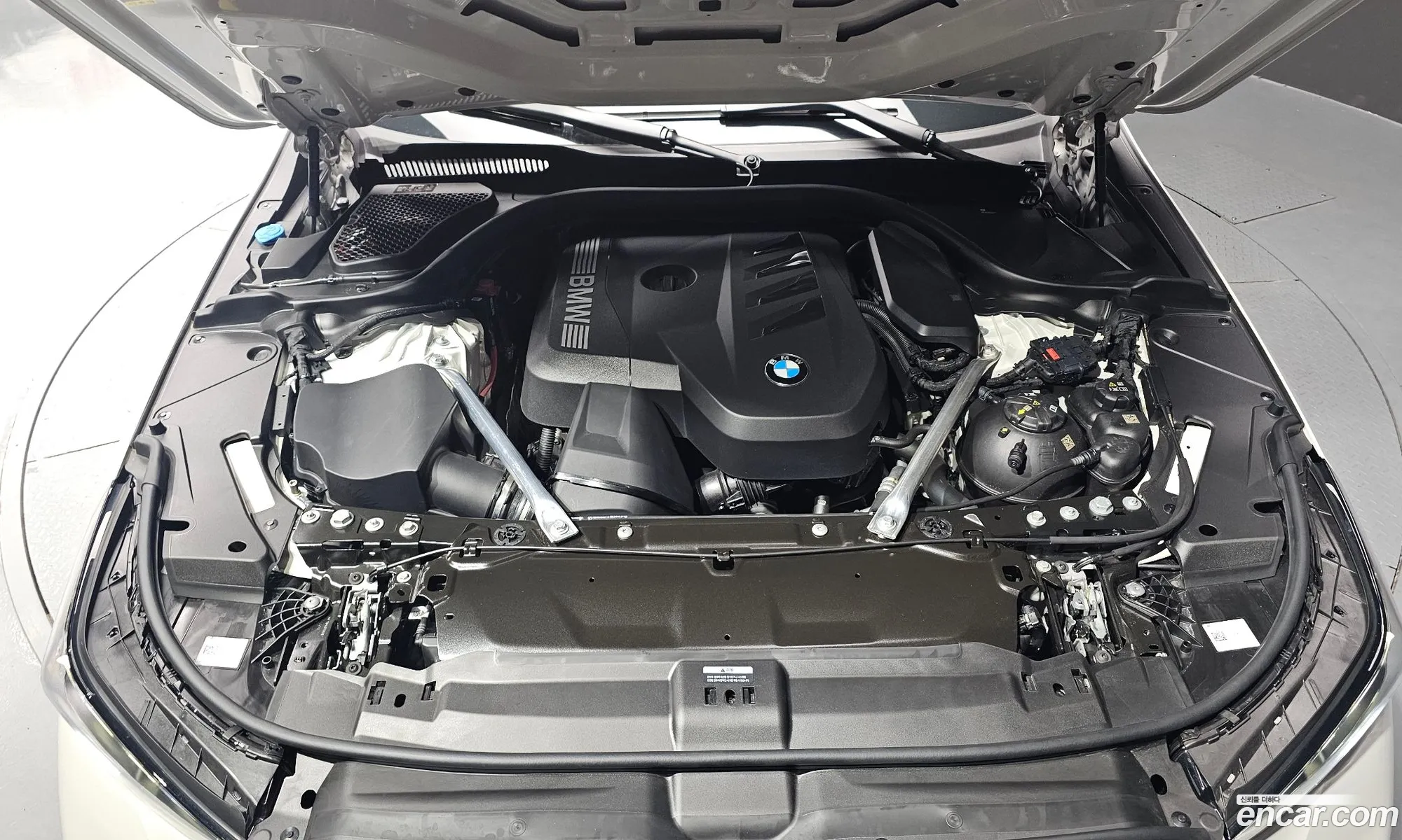BMW 5 Series G60 530I xDrive M Sports - фотография 15764628