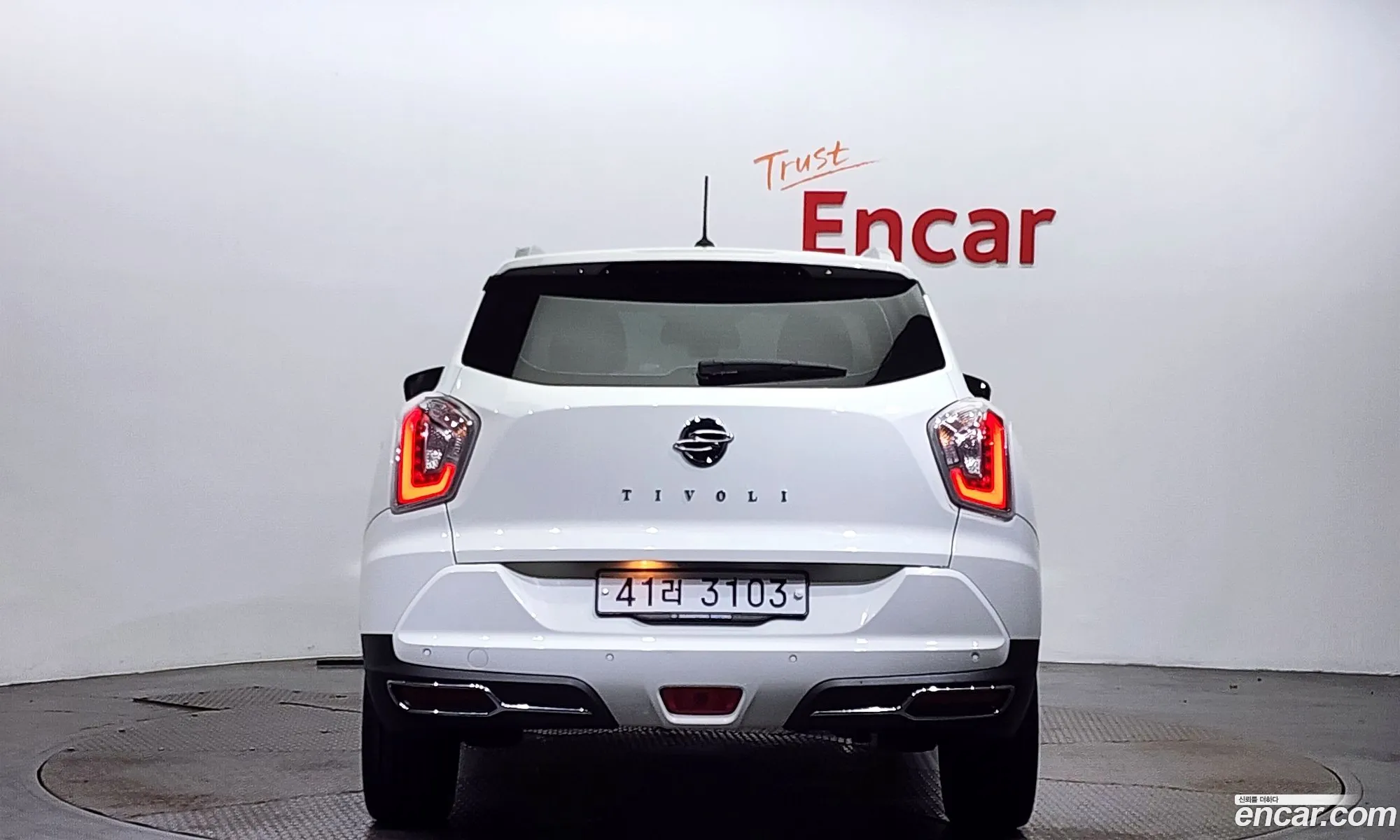 Kg Mobility Ssangyong Tivoli Armor Lx 2Wd - фотография 8233195