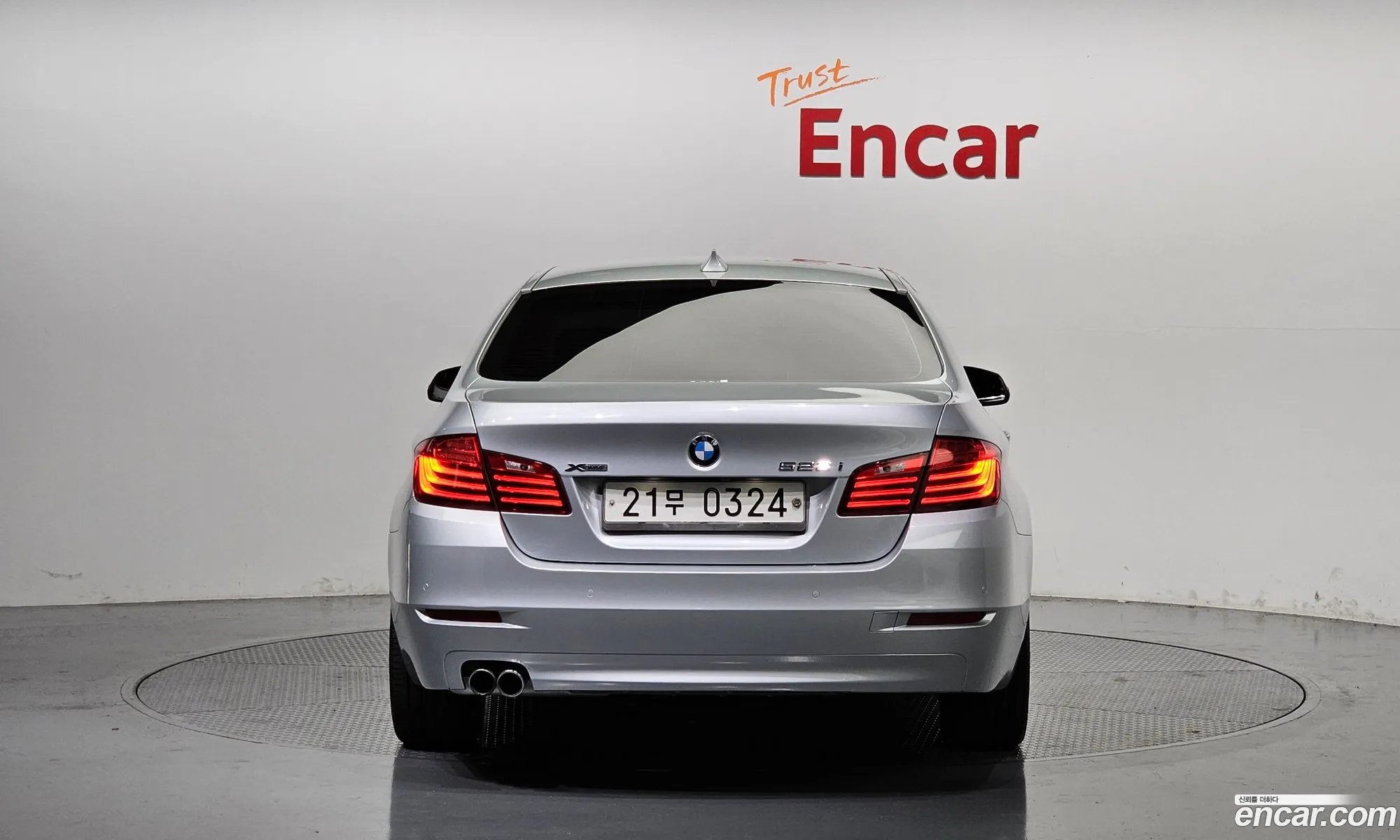 BMW 5 Series F10 528I xDrive - фотография 15246986