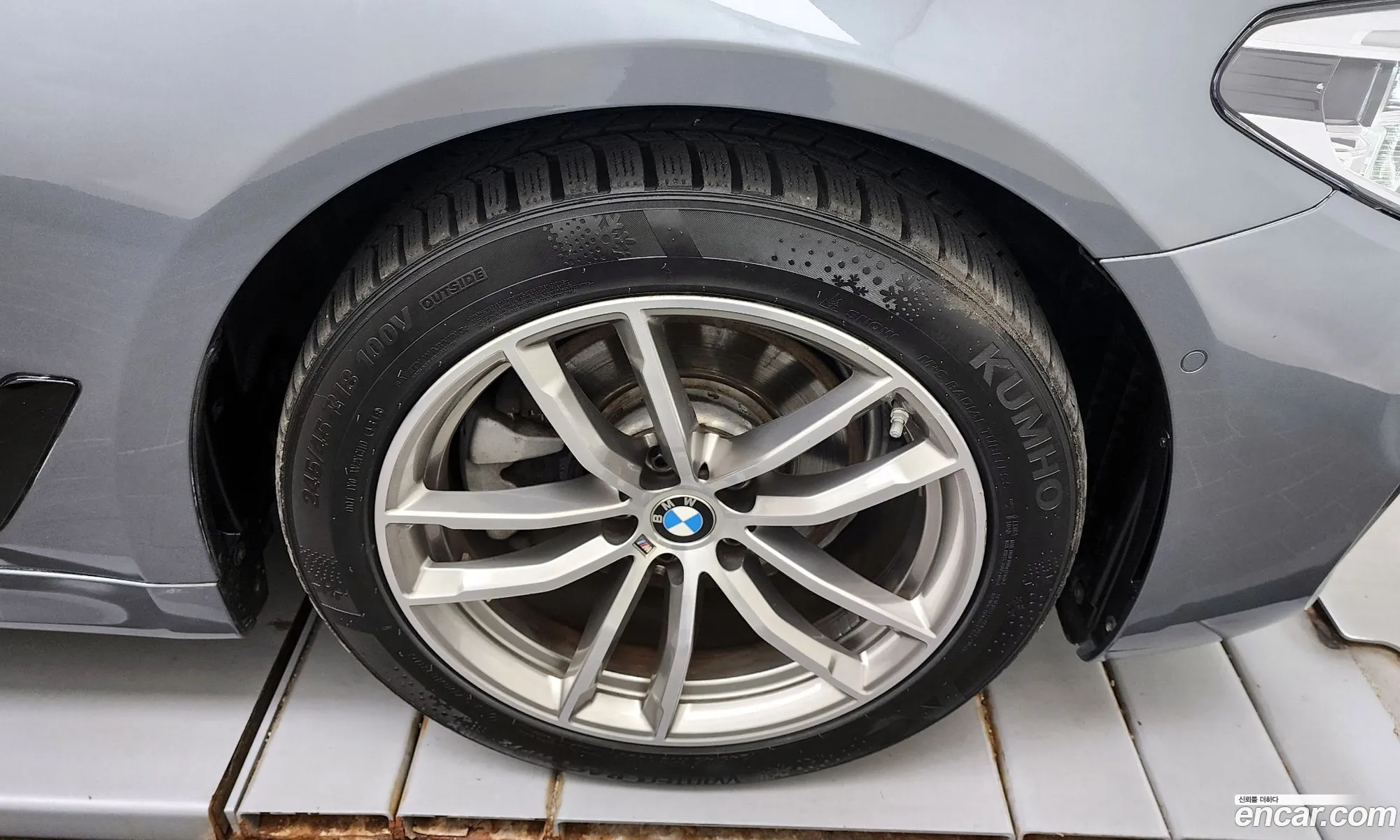 BMW 5 Series G30 520D xDrive M Sport Plus - фотография 14392763
