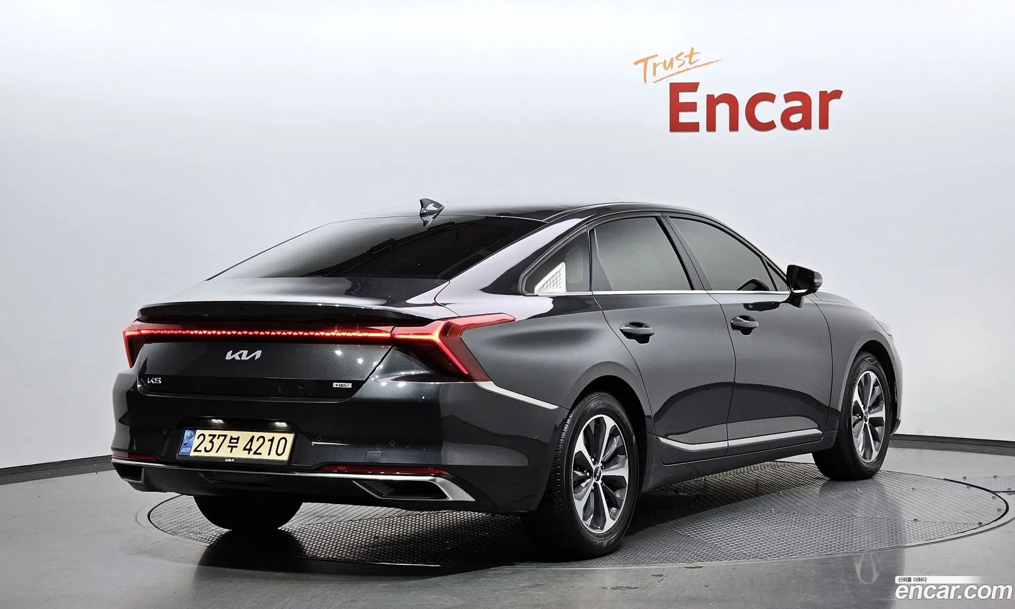 Kia K8 Hybrid Noblesse - фотография 1159997