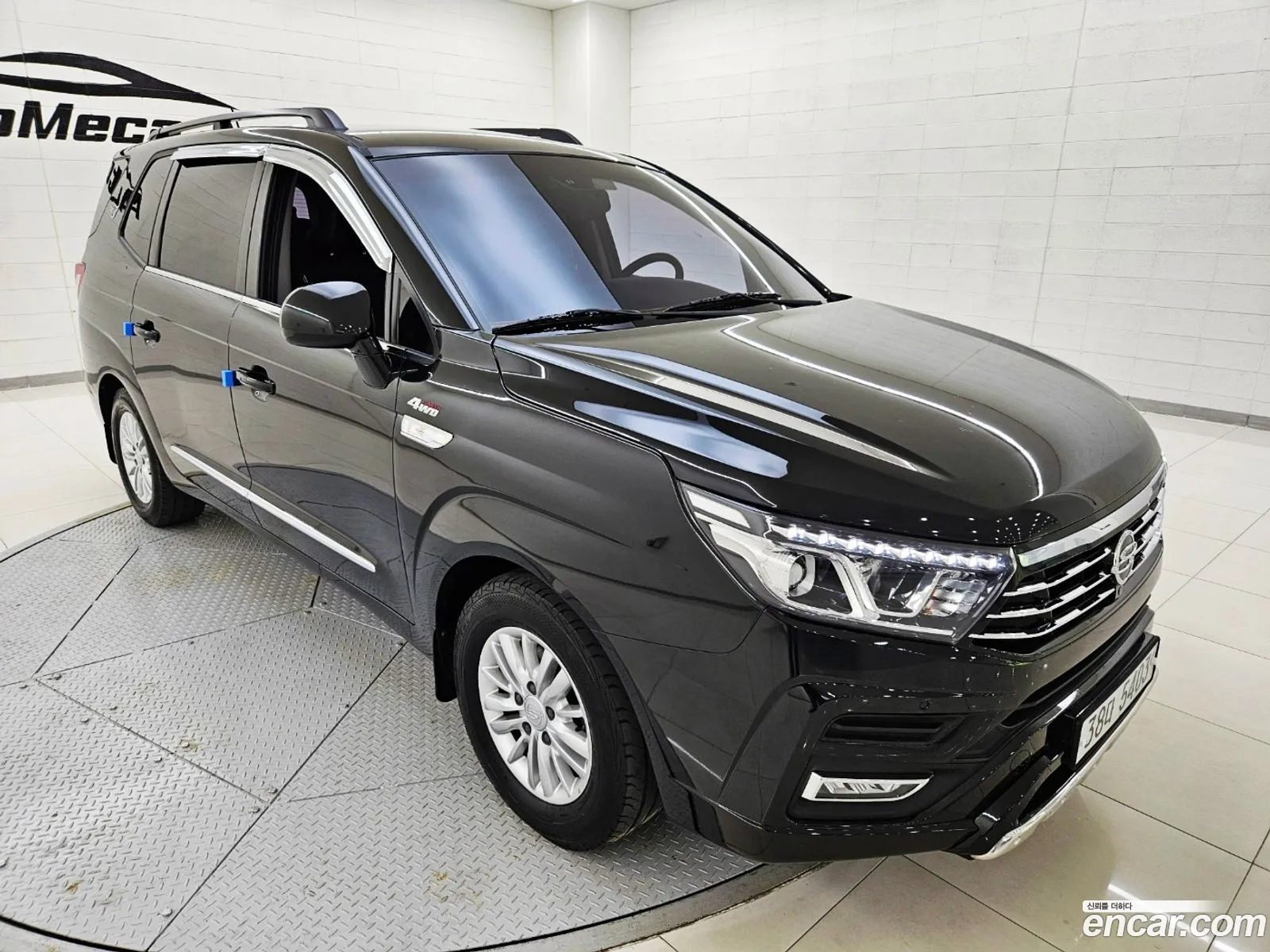Kg Mobility Ssangyong Korando Turismo 4Wd Extreme 9-Seater - фотография 8199294