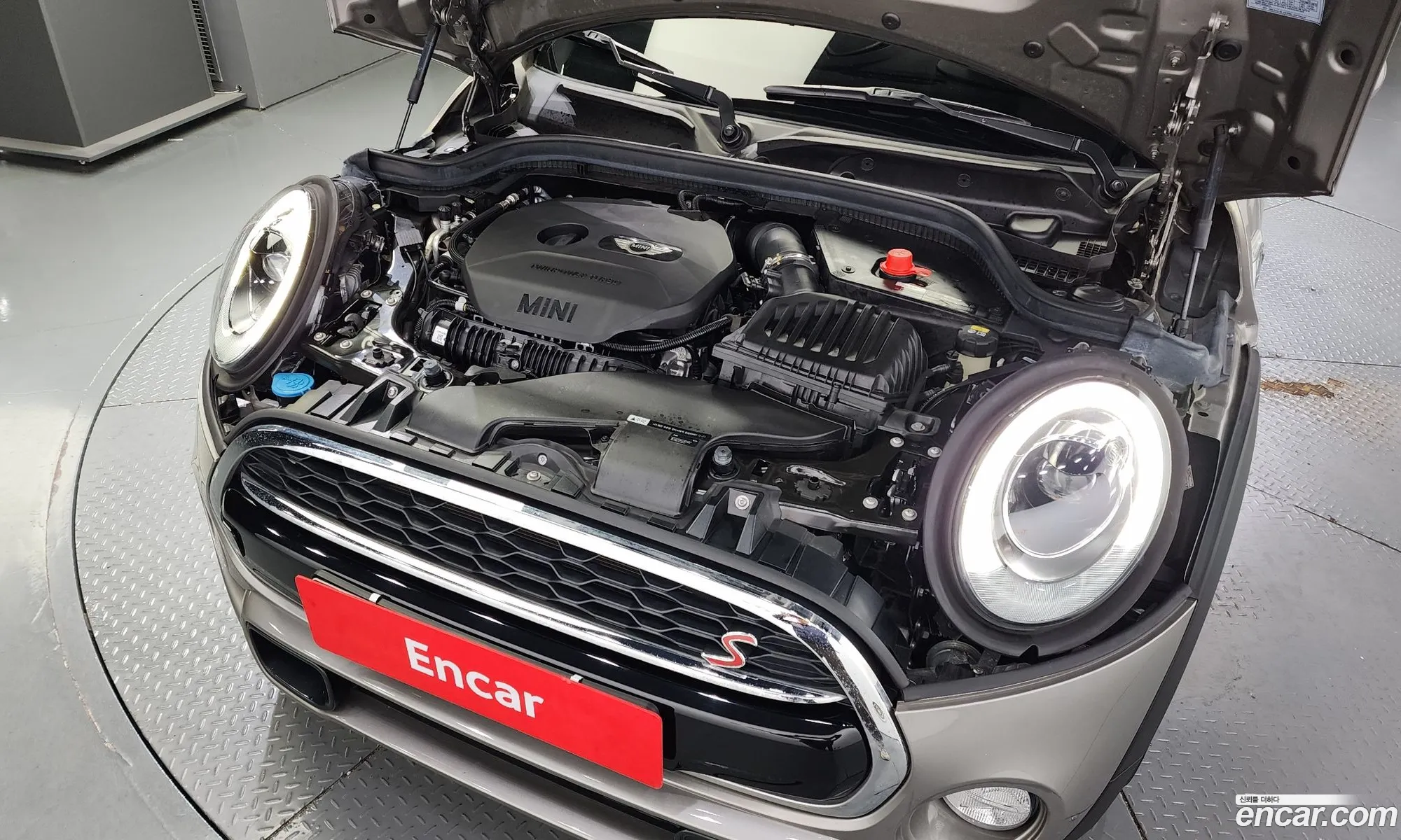 Mini Cooper S Convertible Basic 3Rd Generation - фотография 8082707