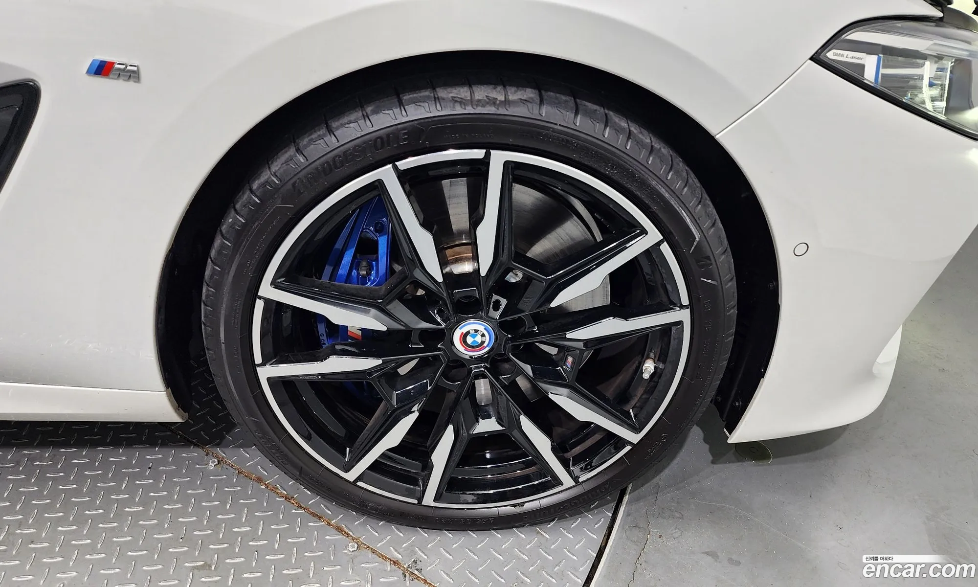 BMW 8 Series G15 M850I ​​xDrive Gran Coupe - фотография 15256763