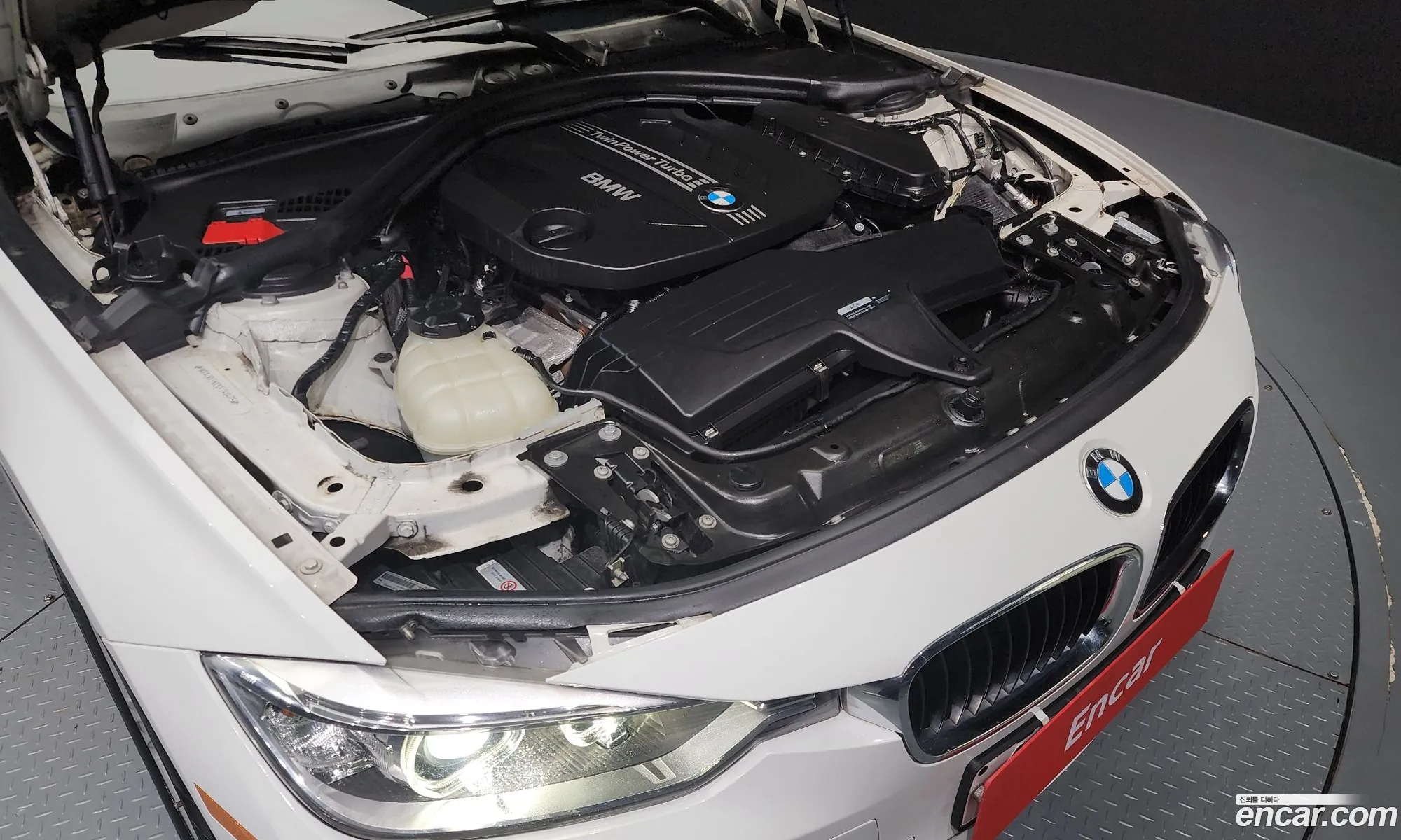 BMW 3 Series F30 320D - фотография 14723584