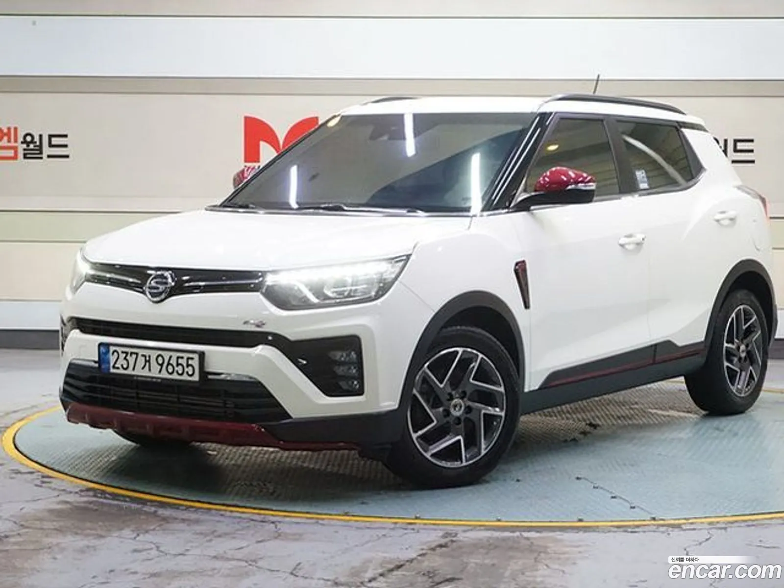 Kg Mobility Ssangyong Very New Tivoli Gasoline 15 2Wd R-Plus White - фотография 7481891