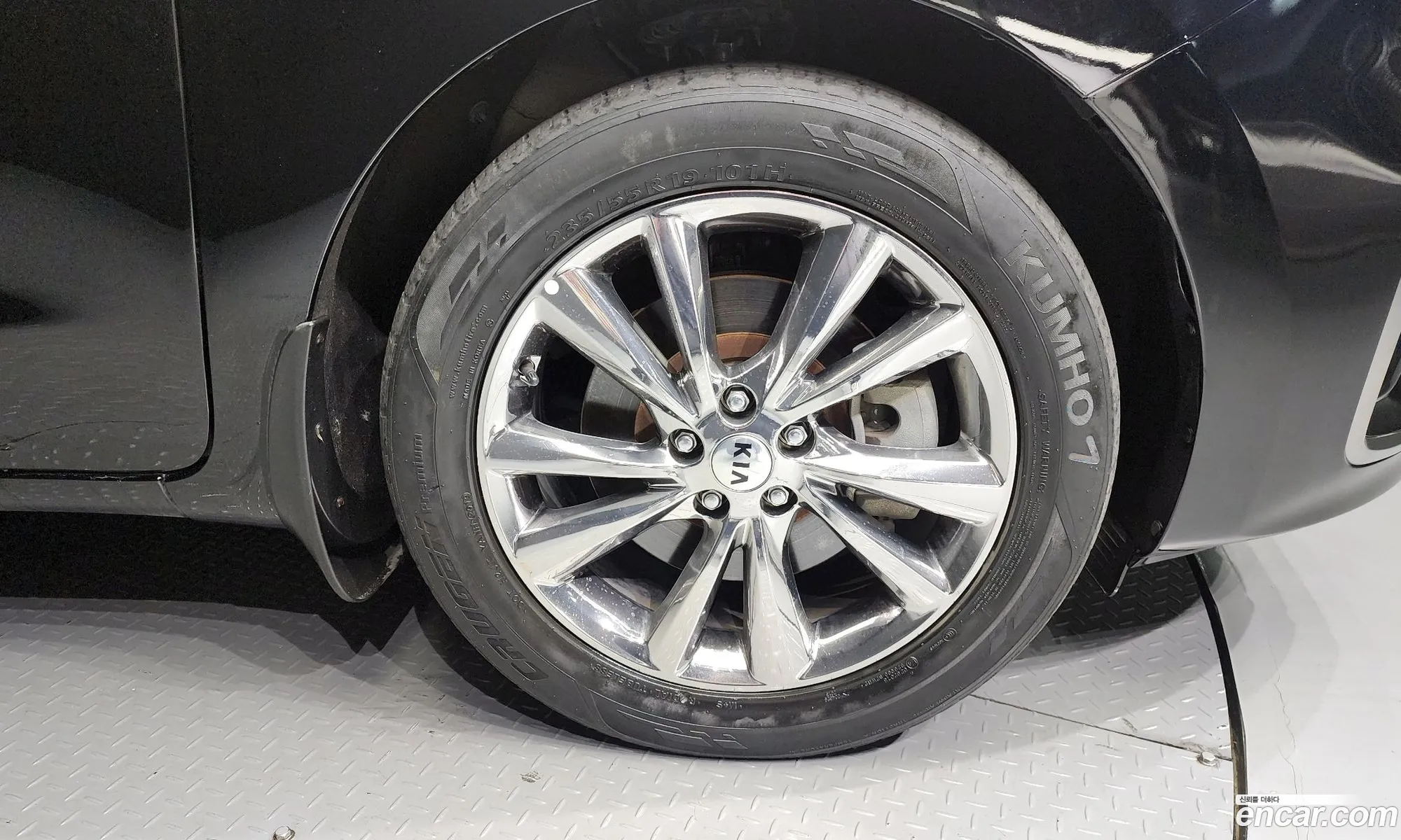 Kia The New Carnival 9-Seater Prestige - фотография 1235240