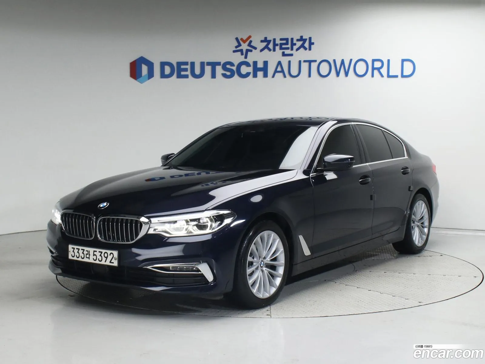 BMW 5 Series G30 520D Luxury Plus - фотография 15246945