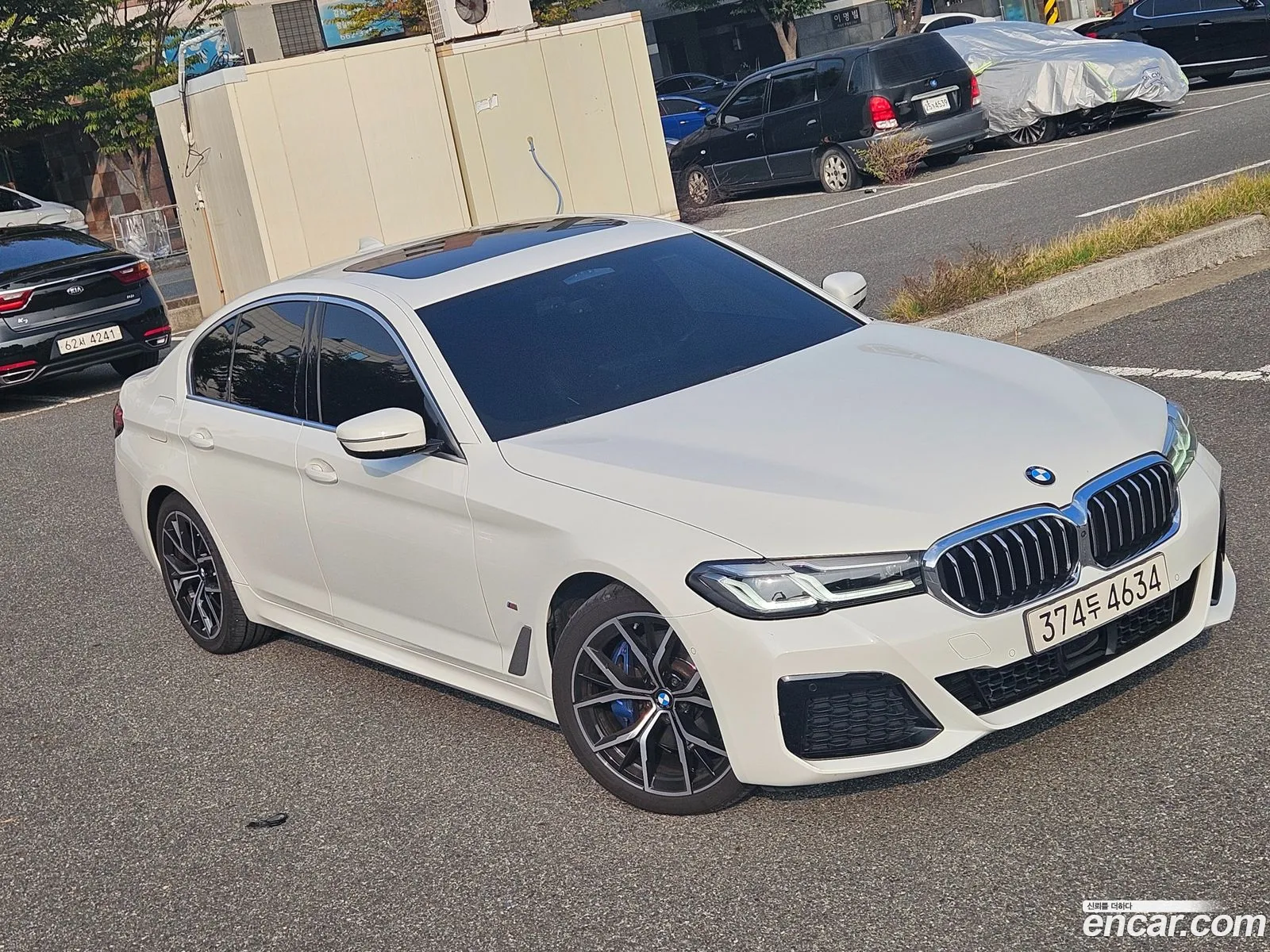 BMW 5 Series G30 530I M Sports - фотография 14125514