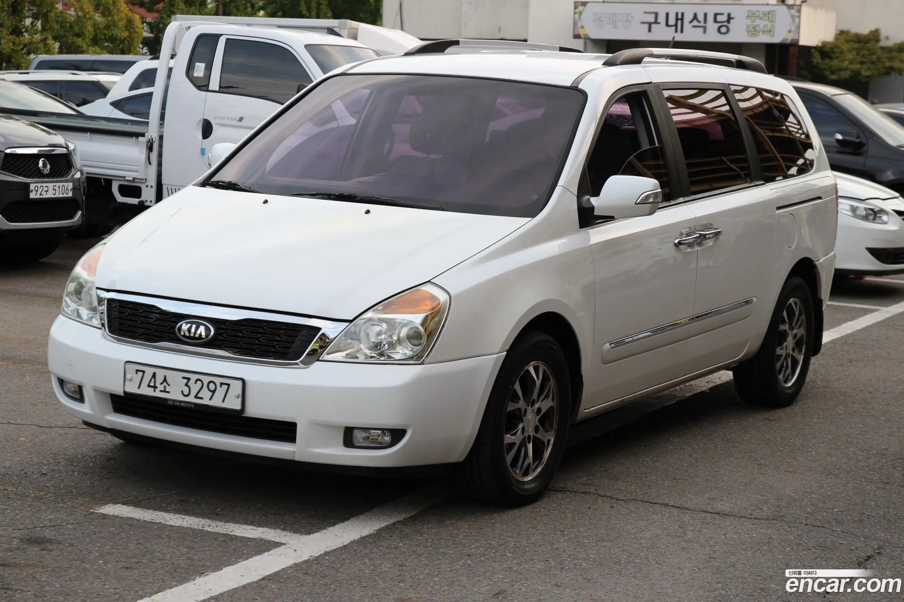 Kia Carnival R Grand Carnival Glx Top-Of-The-Line Model - фотография 12521546