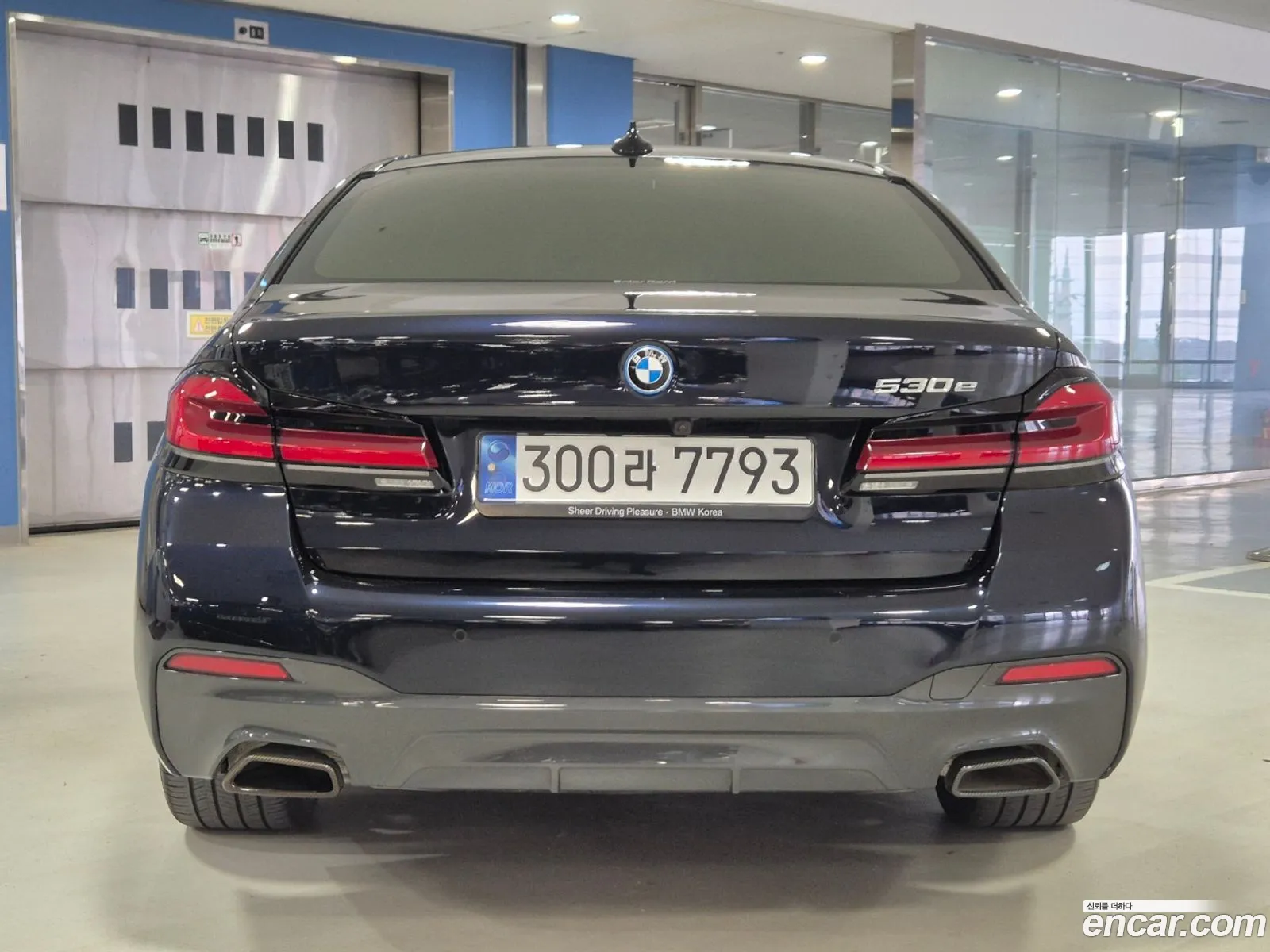 BMW 5 Series G30 530E M Sports - фотография 14125568