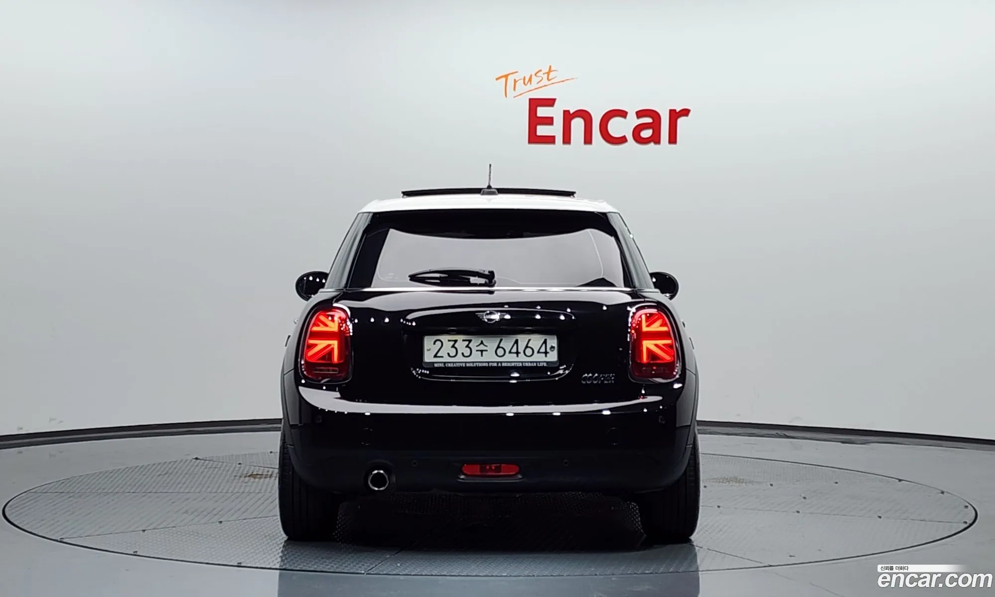 Mini Cooper 5-Door High 3Rd Generation - фотография 687516